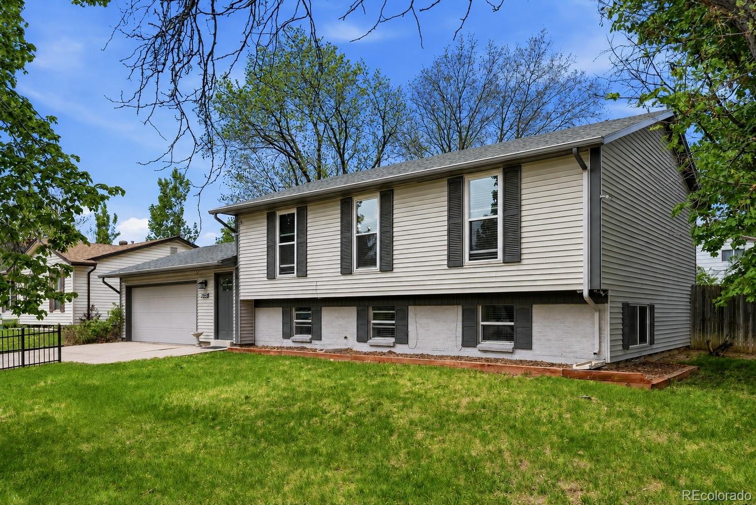 2105 S Idalia Street, aurora&nbsp; House Search MLS Picture