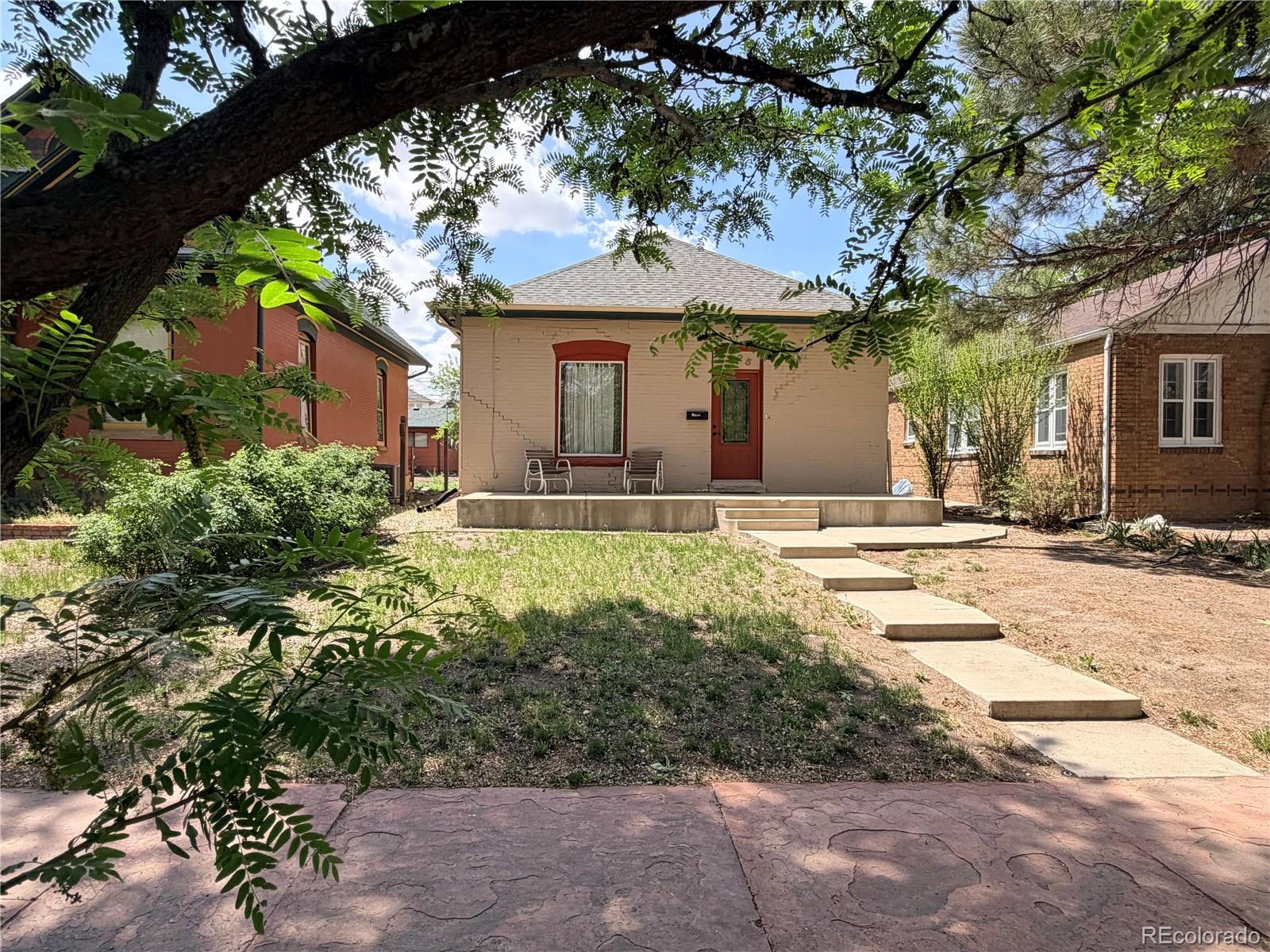 pueblo&nbsp; House Search Picture