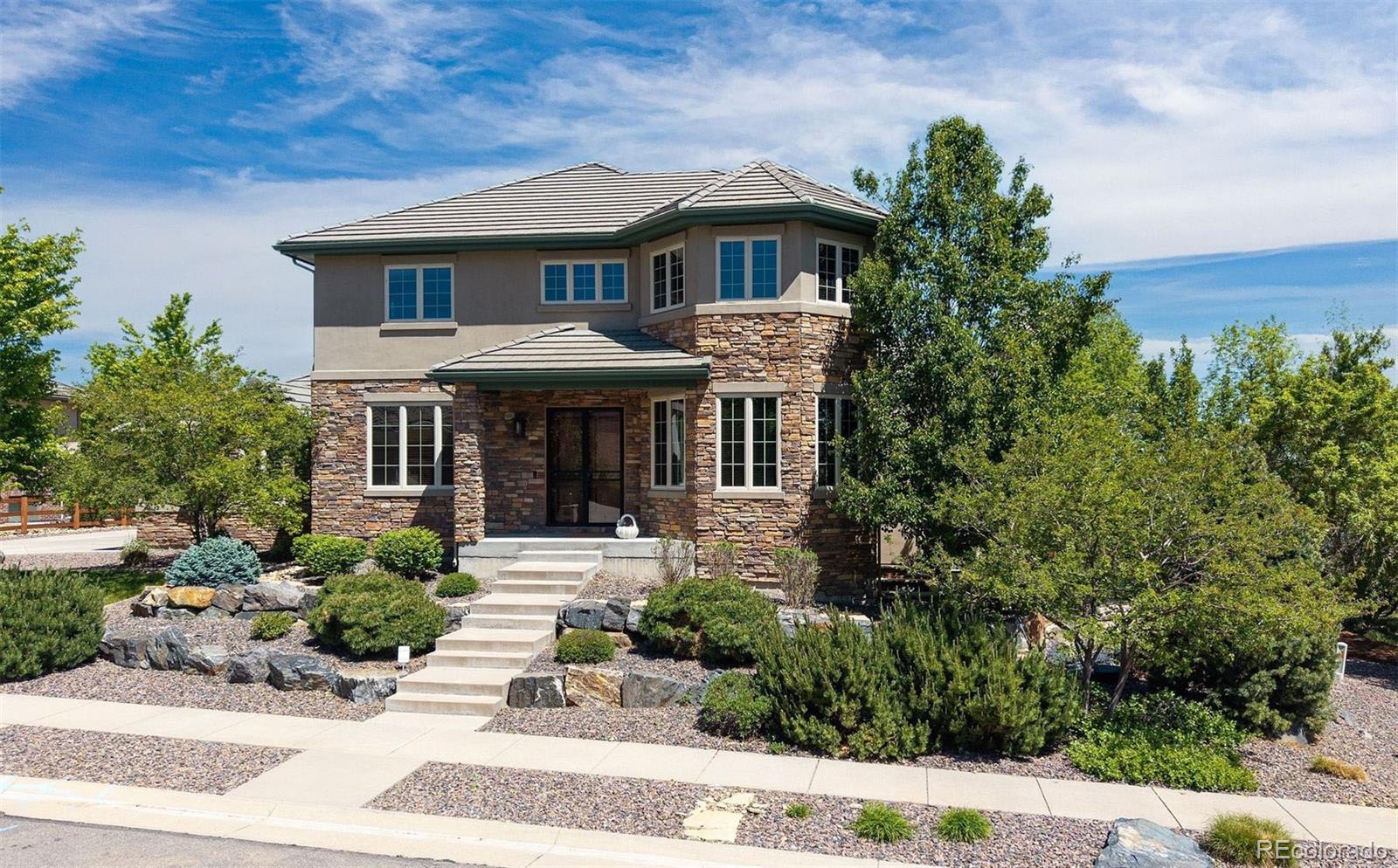 golden&nbsp; Mansions Search Picture