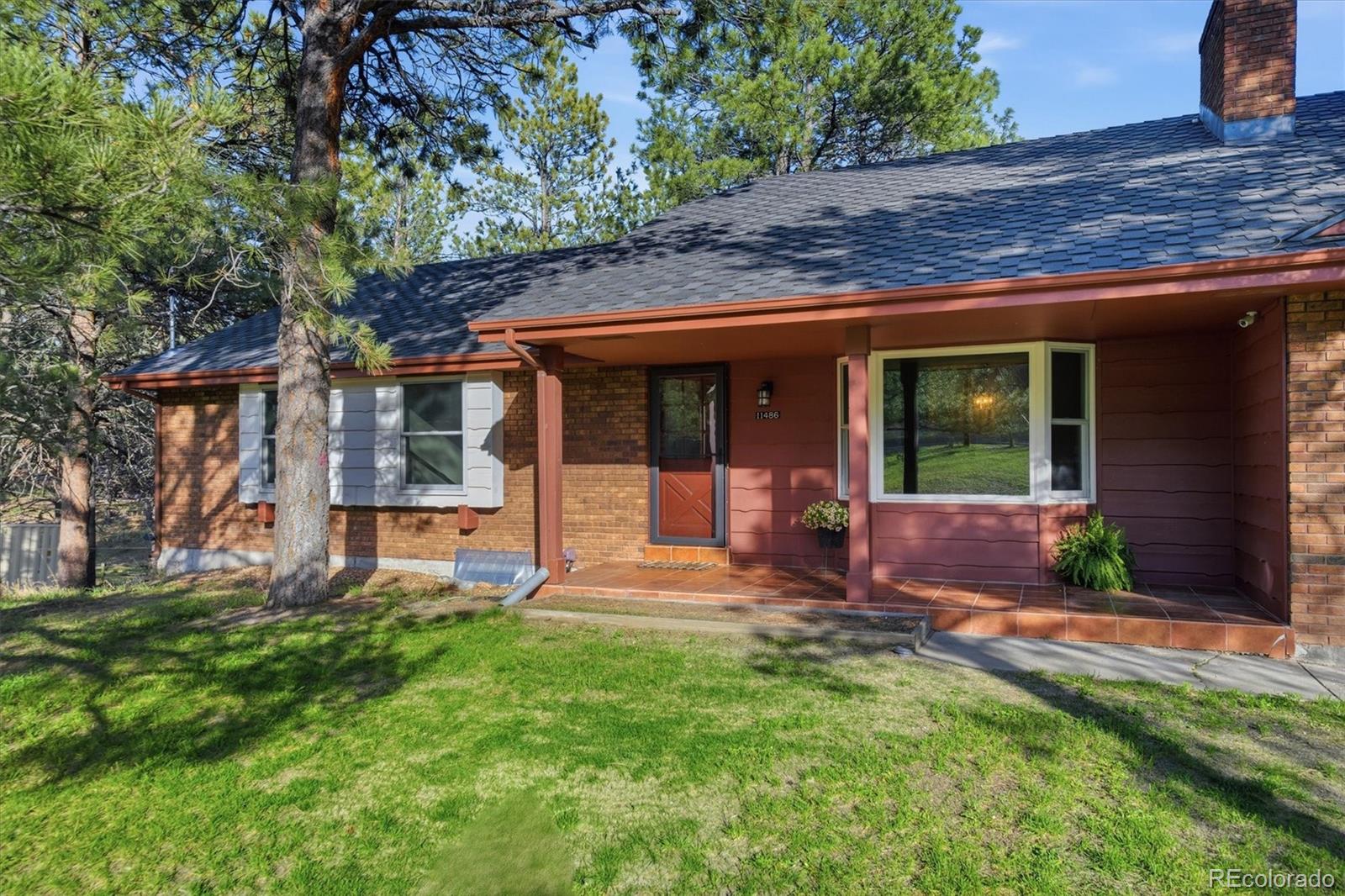  Franktown Home | MLS #: 325057811486  Ponderosa Lane, Franktown Beds: 4 Baths: 3 Price: $699,000