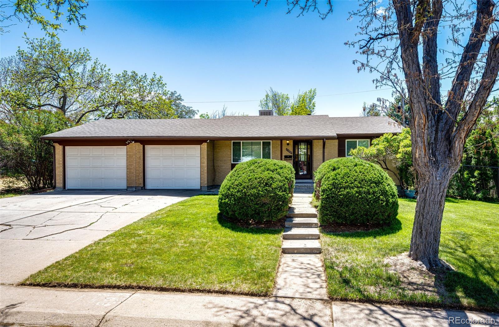 Aurora Hills Aurora Home | MLS #: 466330111994 E Virginia Drive, Aurora Beds: 3 Baths: 2 Price: $475,000