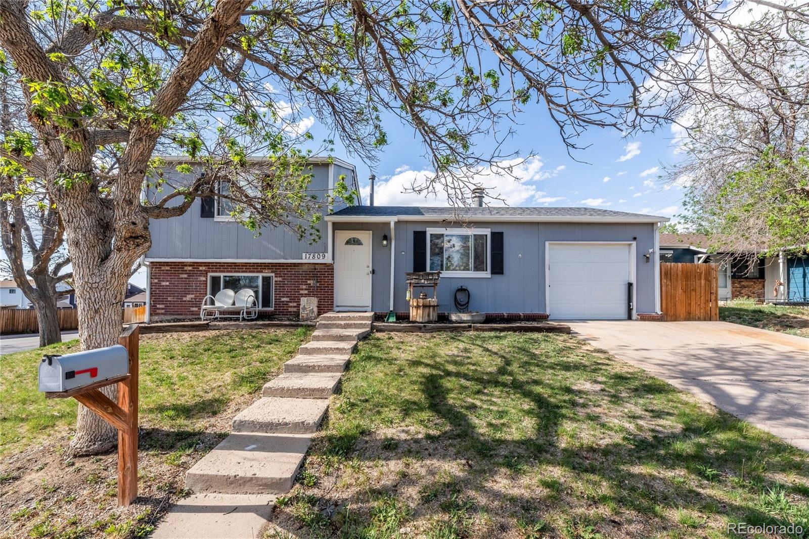 Summer Valley Aurora Home | MLS #: 927958817809 E Princeton Place, Aurora Beds: 3 Baths: 2 Price: $430,000