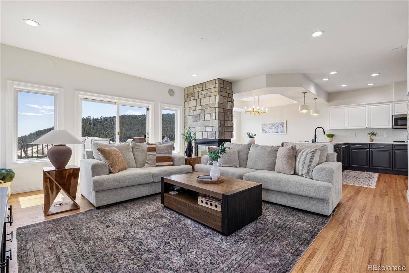 golden&nbsp; MLS:  Beds:  Baths:  Price: 