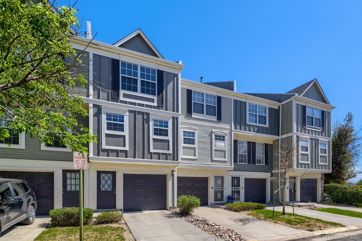Peachwood Aurora Condo / Townhome | MLS #: 419378112008 E Hoye Drive , Aurora Beds: 2 Baths: 3 Price: $280,000