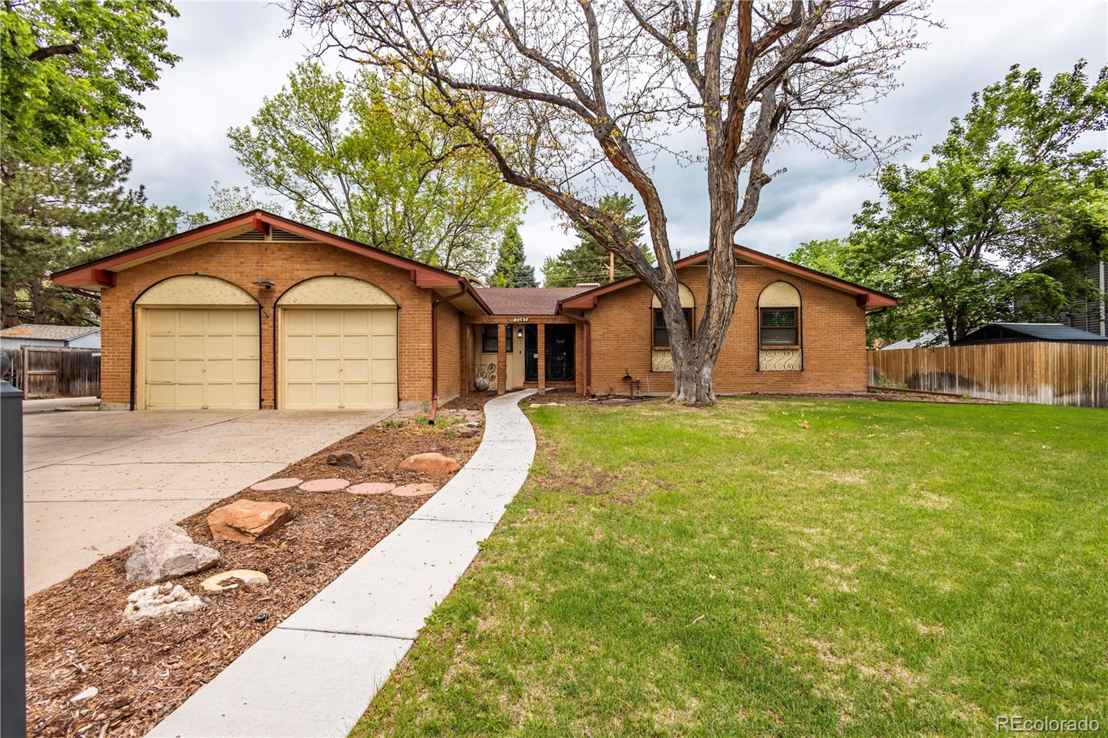 Southglenn Centennial Home | MLS #: 56893157147 S Lafayette Way, Centennial Beds: 3 Baths: 2 Price: $550,000