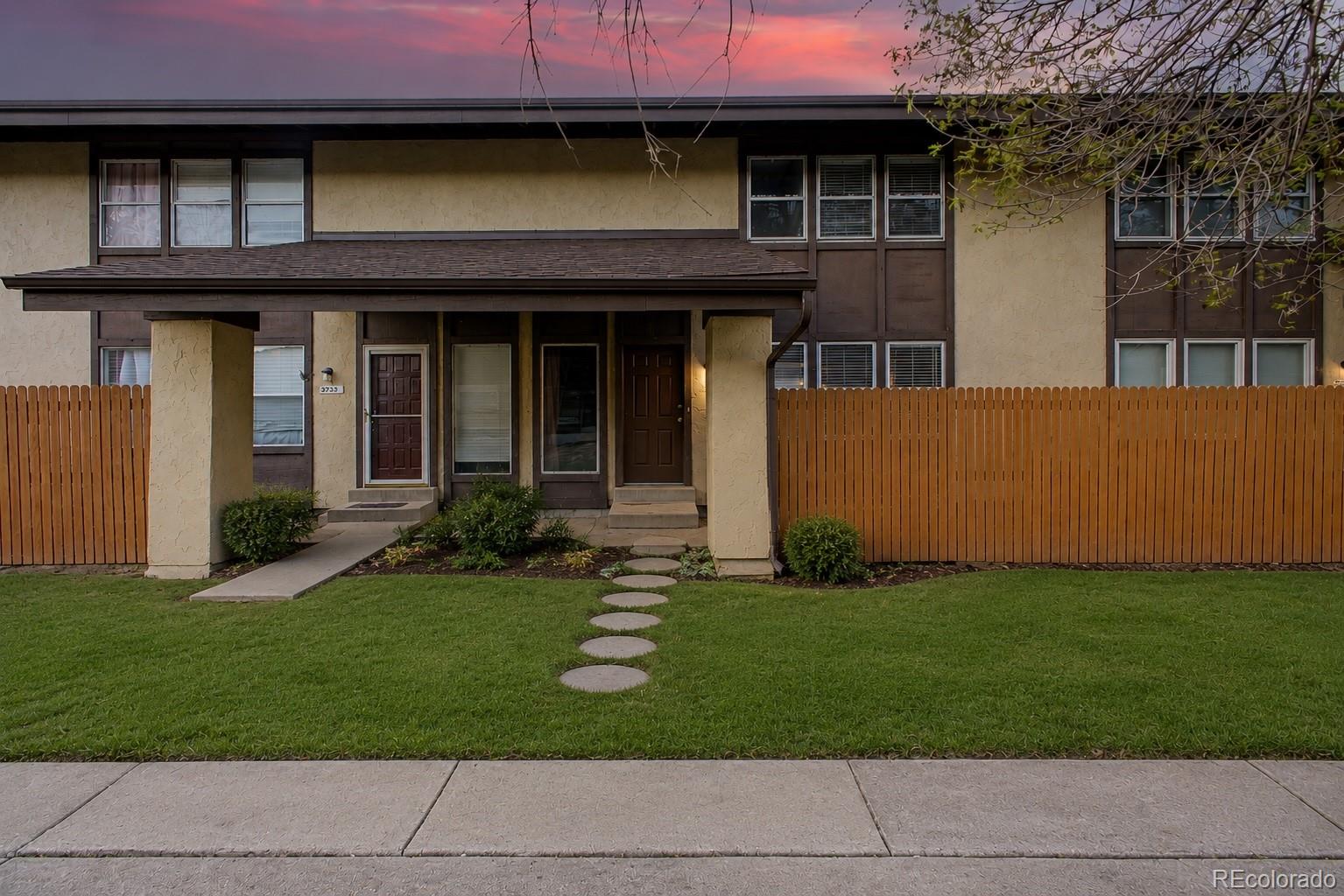 The Timbers Aurora Condo / Townhome | MLS #: 84840893735 S Granby Way , Aurora Beds: 3 Baths: 2 Price: $325,000