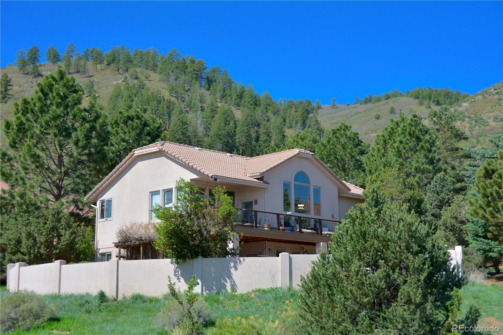 Roxborough Park Littleton Home | MLS #: 66451686698  Condor Run, Littleton Beds: 5 Baths: 3 Price: $1,200,000