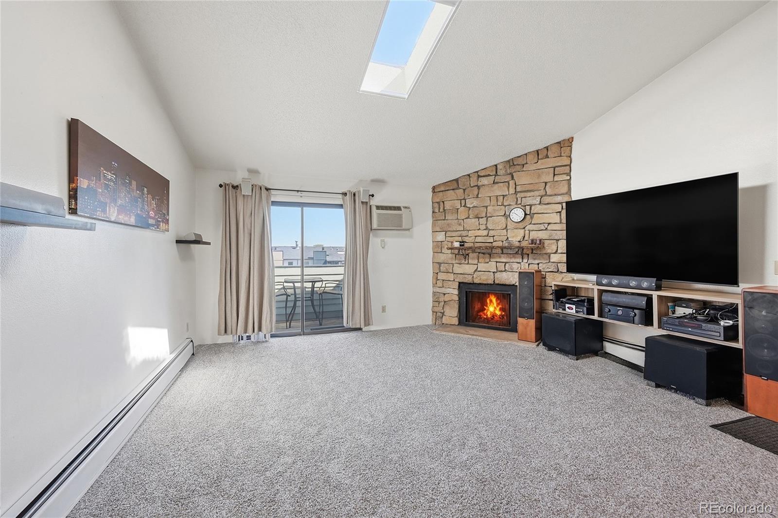 Oak Park Denver Condo / Townhome | MLS #: 915070810150 E Virginia Avenue 7-305, Denver Beds: 2 Baths: 2 Price: $219,000