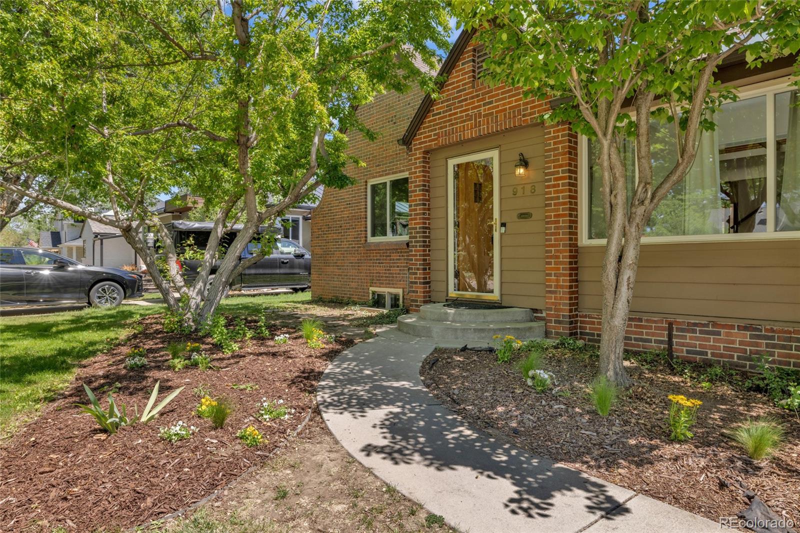 918  Magnolia Street, denver&nbsp; House Search MLS Picture