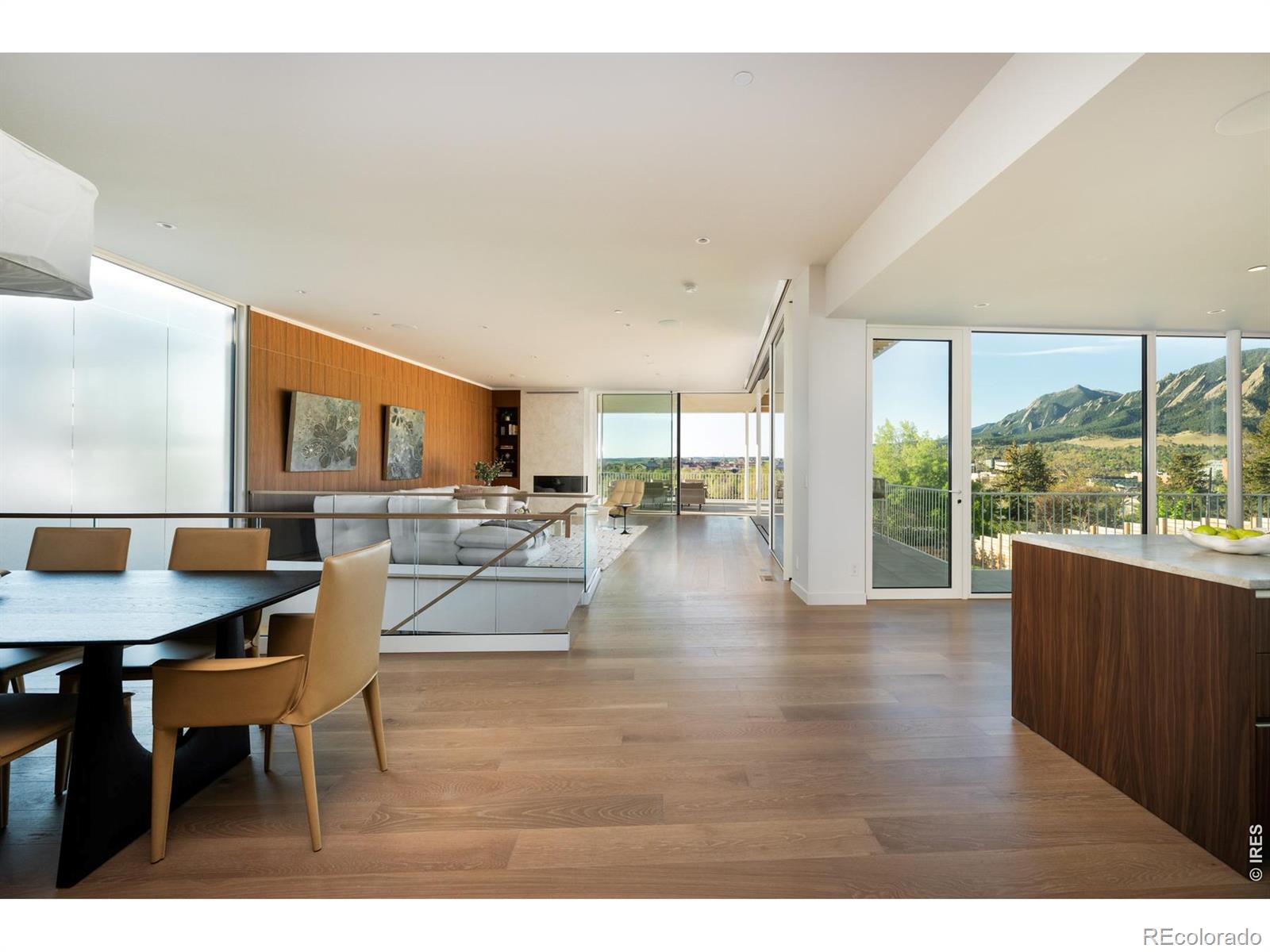 boulder&nbsp; Mansions Search Picture