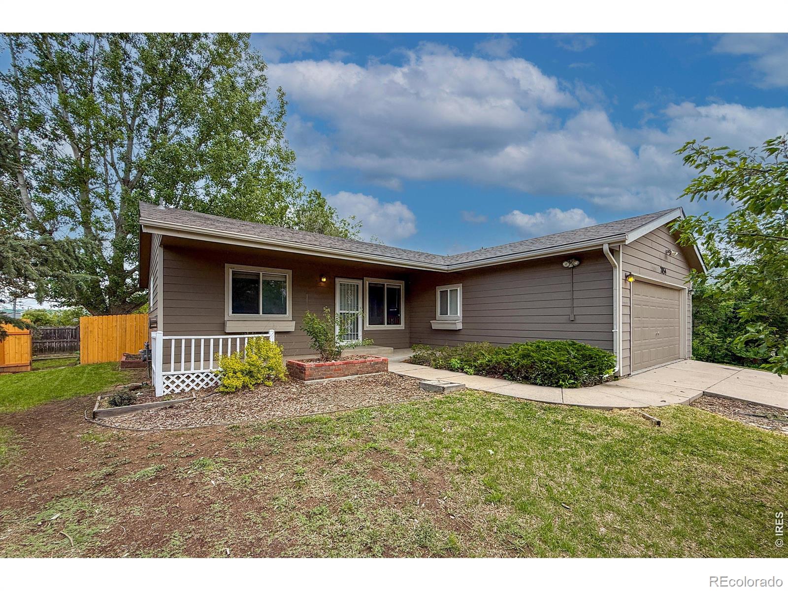 7854  3rd Street, wellington&nbsp; House Search MLS Picture