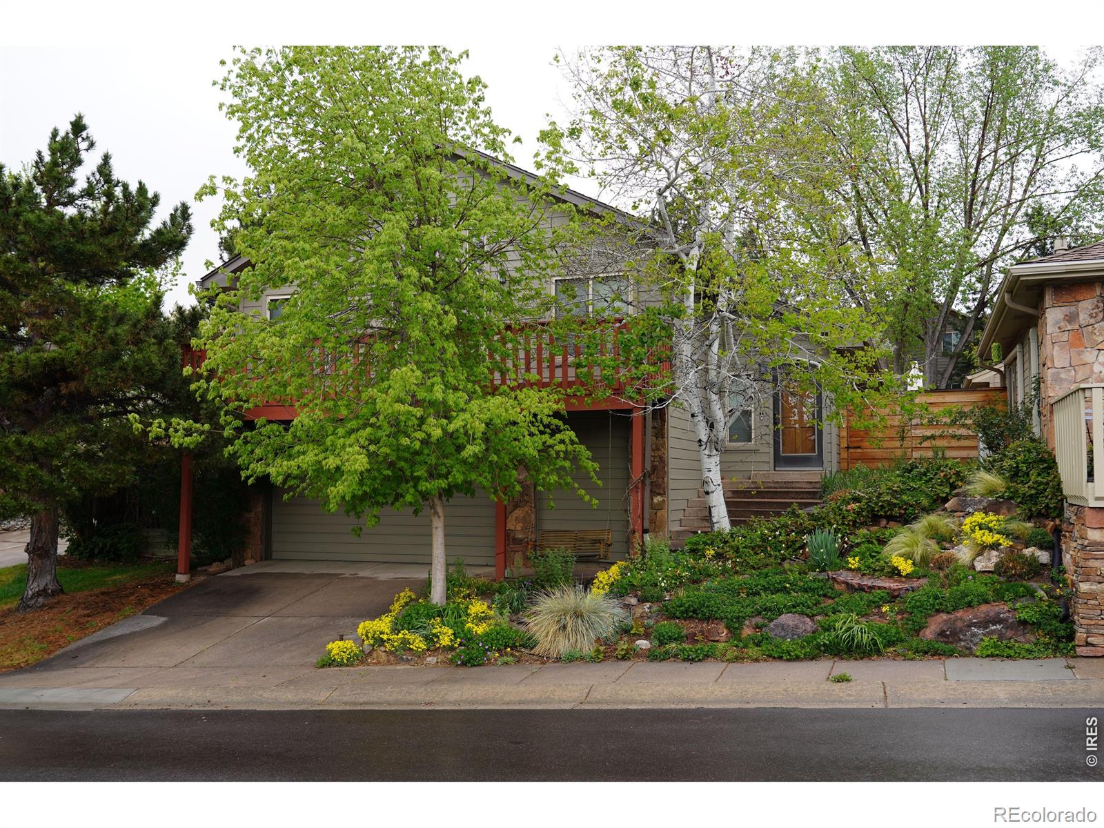 golden&nbsp; House Search Picture
