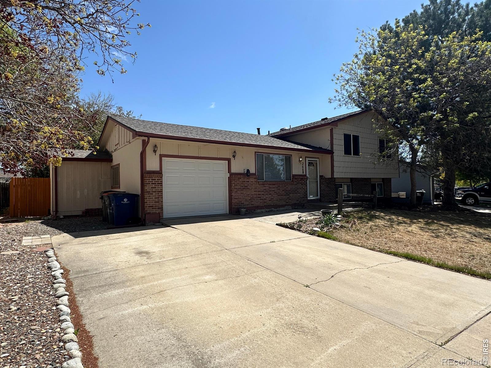 268  5th Street, firestone&nbsp; House Search MLS Picture