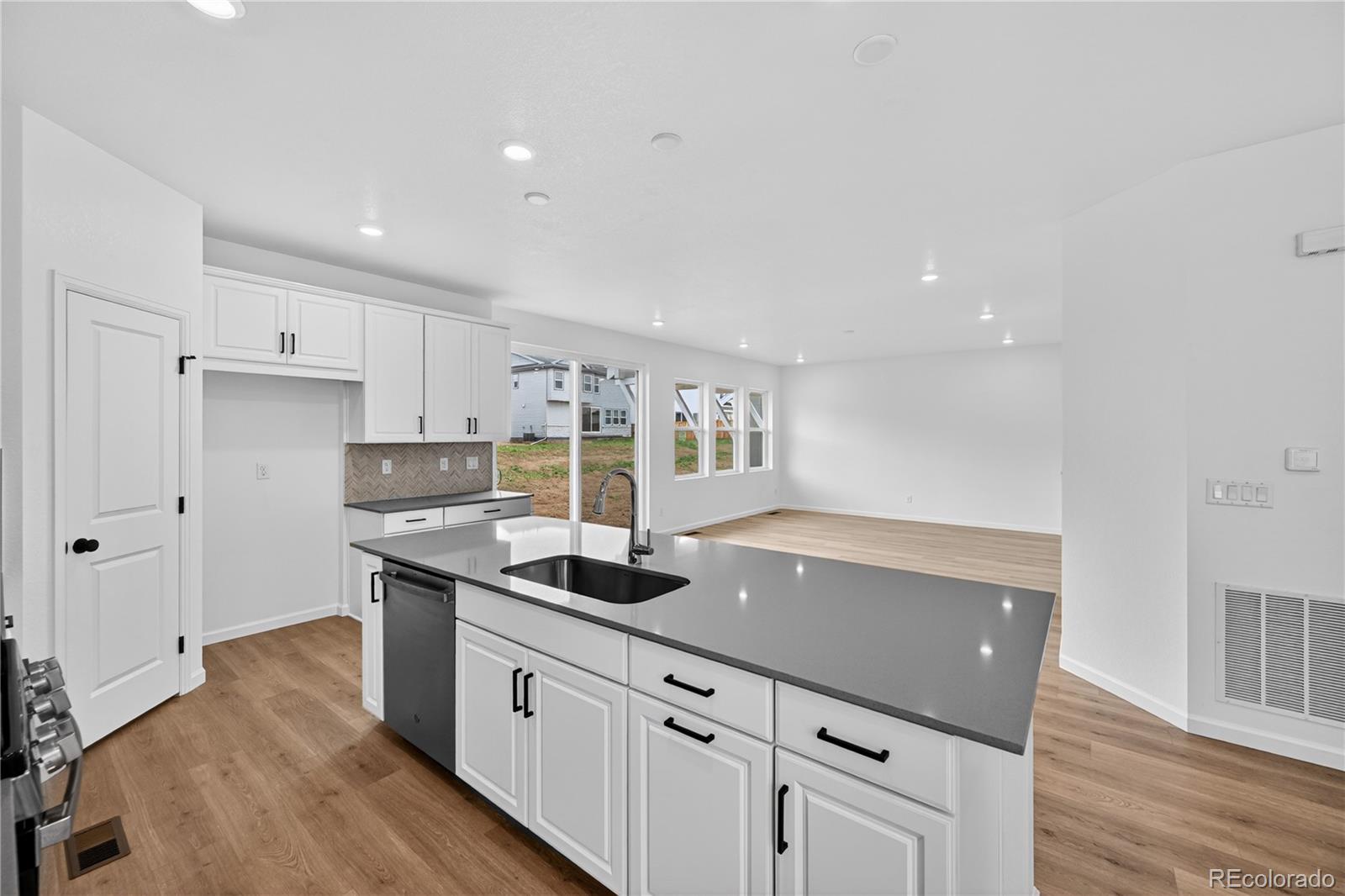 28405 E 4th Avenue, watkins&nbsp; House Search MLS Picture