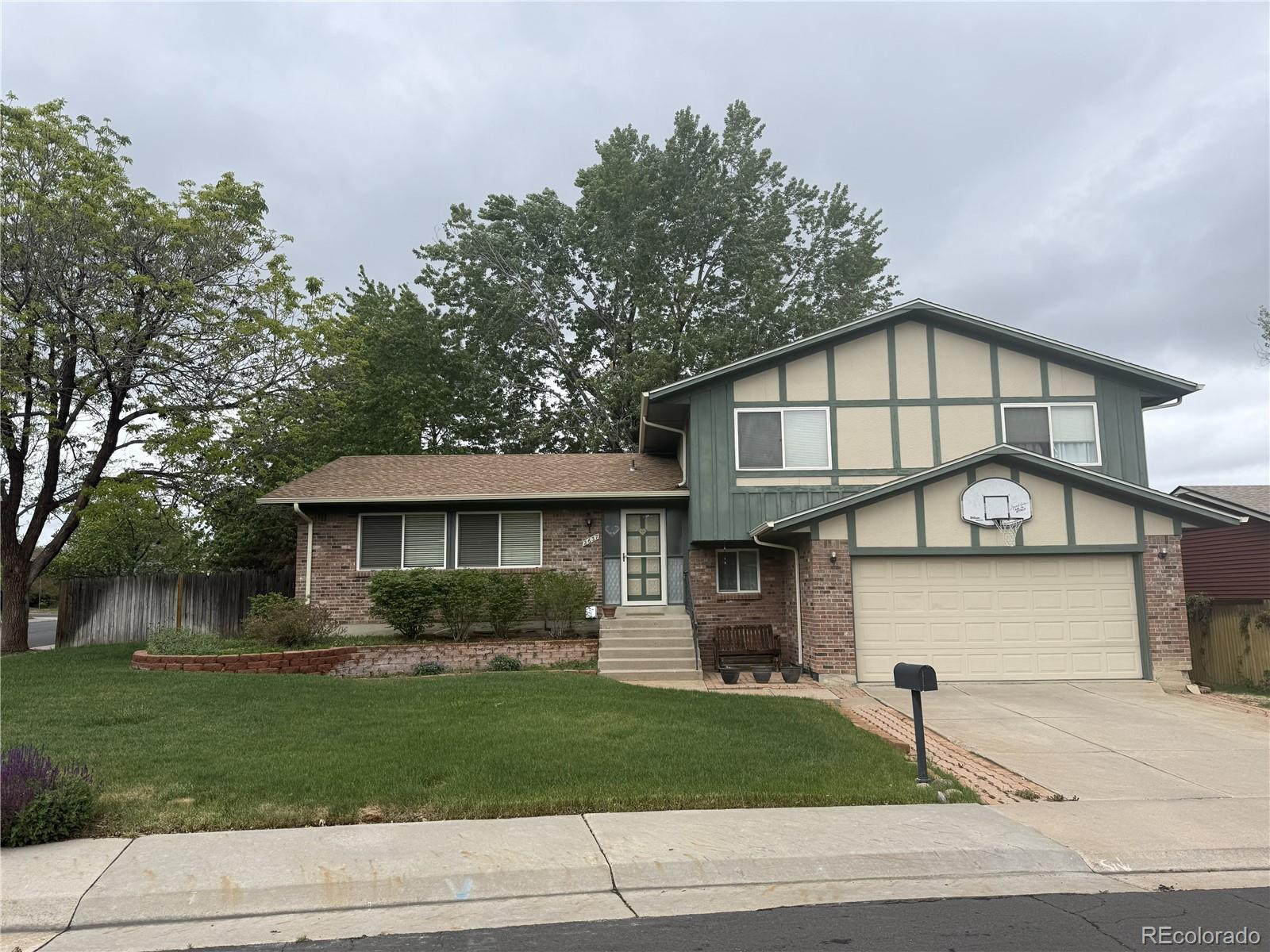 Hutchinson Heights Aurora Home | MLS #: 54252932637 S Salida Street, Aurora Beds: 4 Baths: 3 Price: $474,900