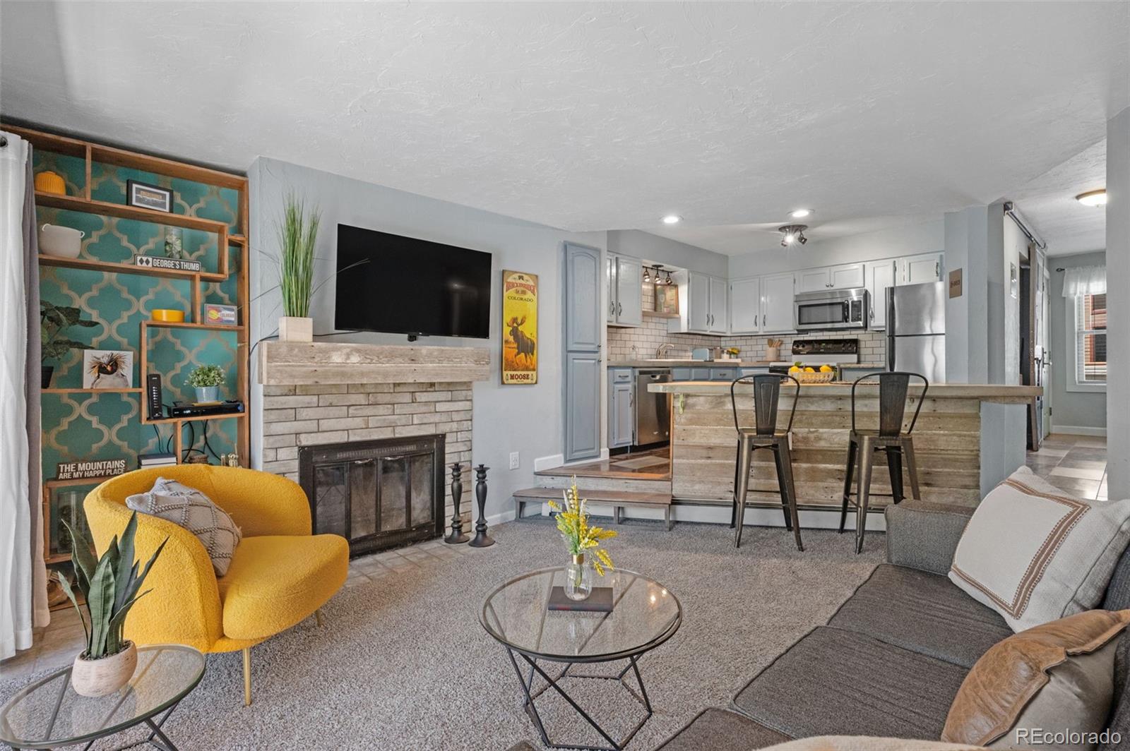  Breckenridge Condo / Townhome | MLS #: 9124465550 S French Street 112, Breckenridge Beds: 2 Baths: 2 Price: $775,000