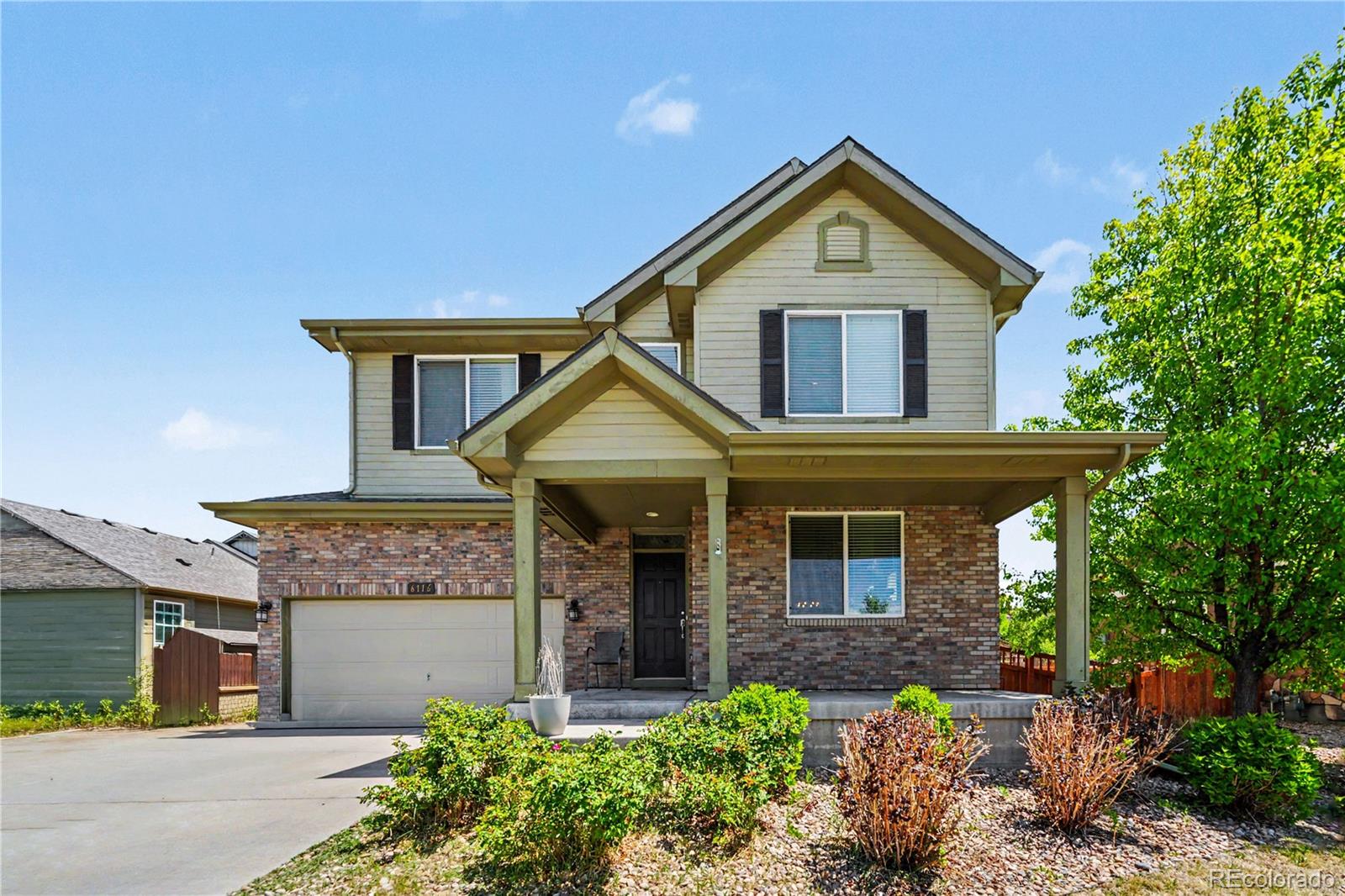High Point Aurora Home | MLS #: 61694176116 N Espana Street, Aurora Beds: 3 Baths: 3 Price: $570,000