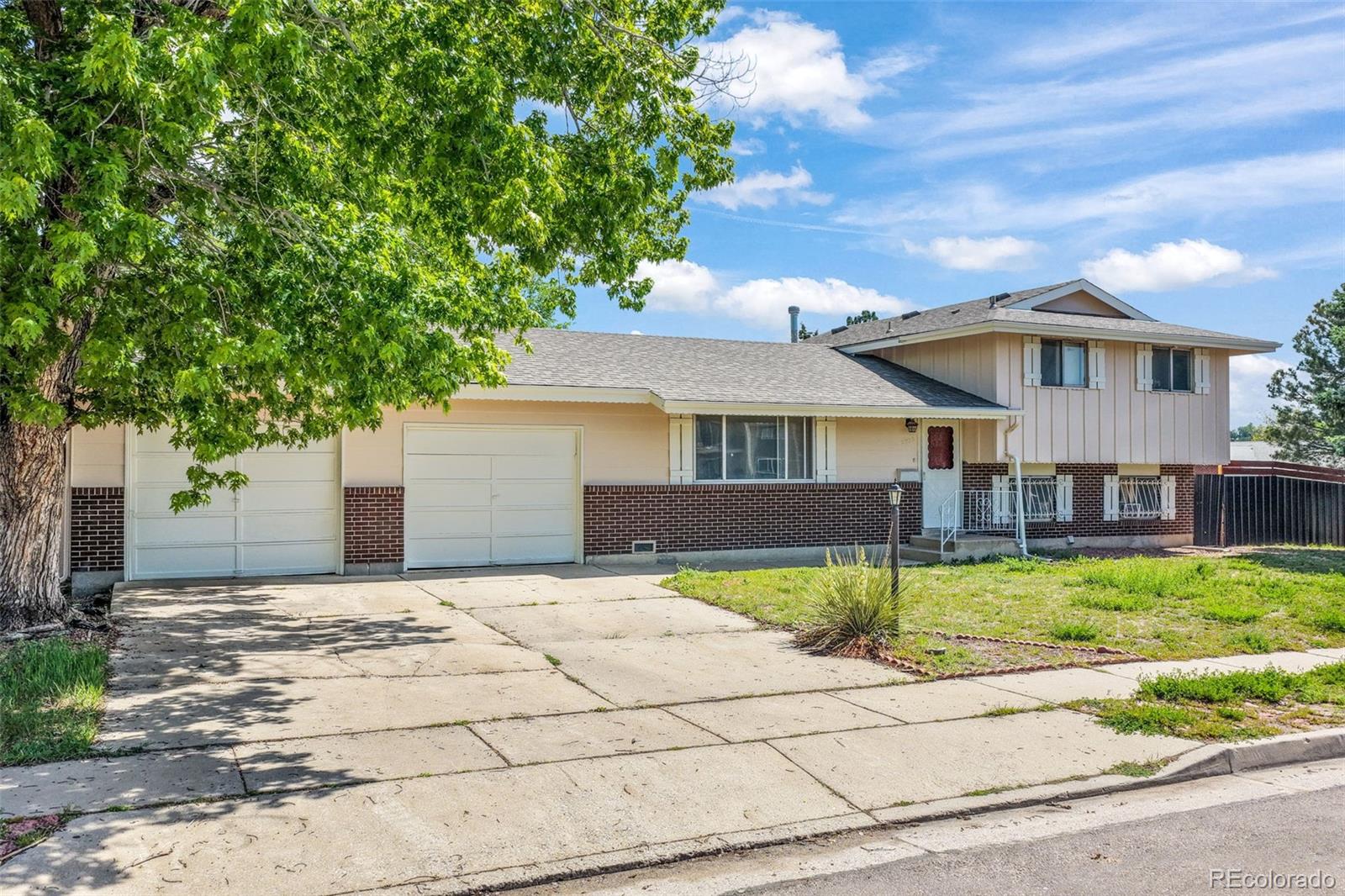 2712  Arlington Drive, colorado springs&nbsp; House Search MLS Picture
