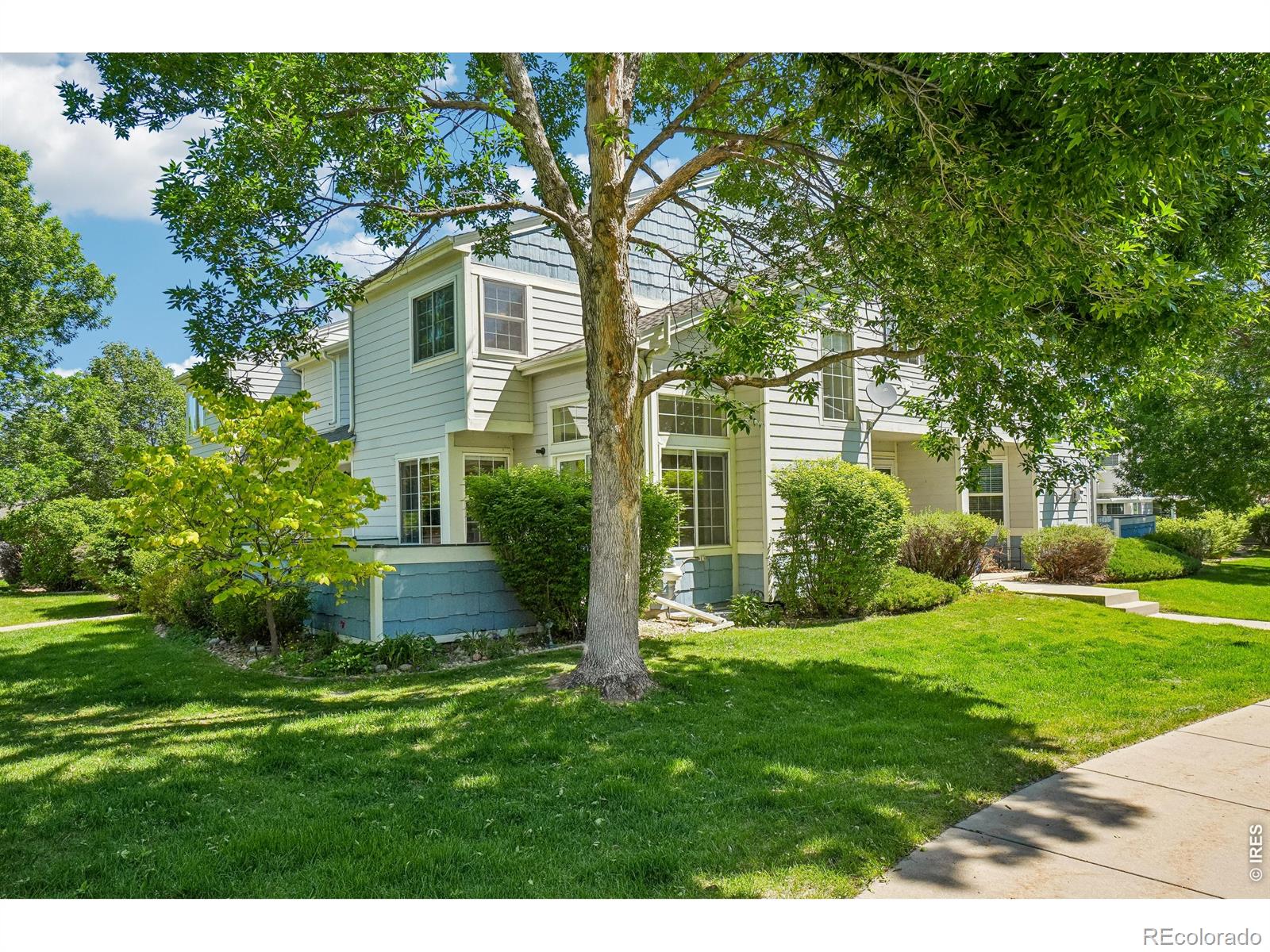 Quail Crossing Longmont Home | MLS #: 45678910595501419  Red Mountain Drive, Longmont Beds: 2 Baths: 2 Price: $365,000