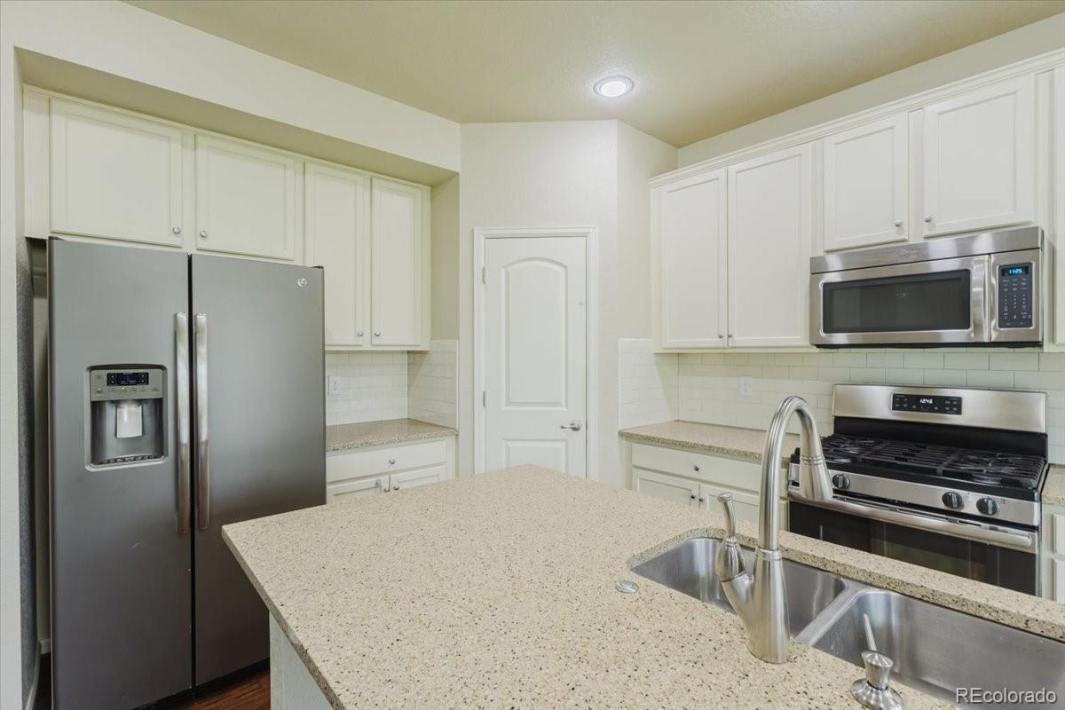 Prairiestar Berthoud Home | MLS #: 4725156825  Wagon Bend Road, Berthoud Beds: 5 Baths: 4 Price: $568,000