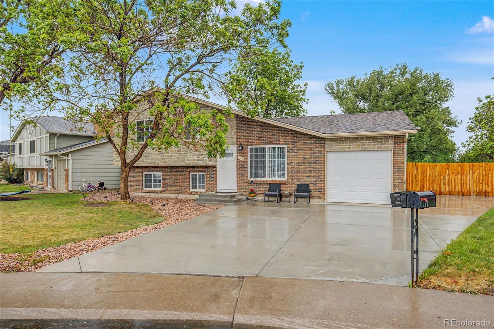  Littleton Home | MLS #: 69022104664 S Garland Way, Littleton Beds: 3 Baths: 2 Price: $550,000