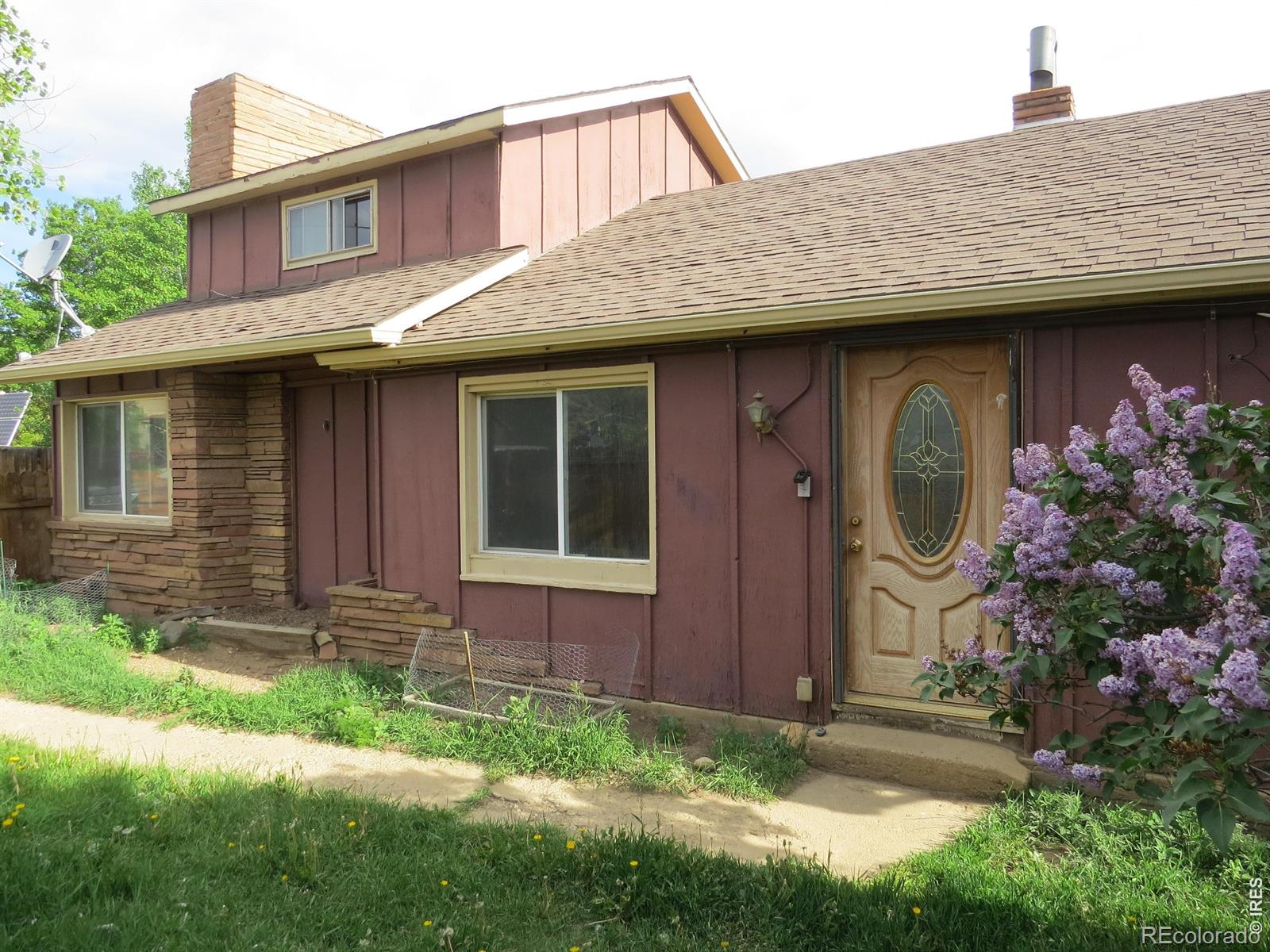135 E 2nd Street, nederland&nbsp; House Search MLS Picture