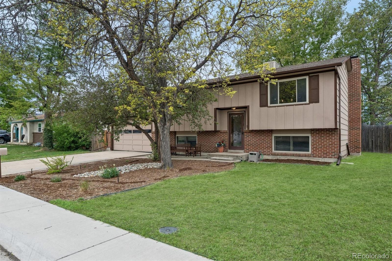 6825  Newland Street, arvada&nbsp; House Search MLS Picture