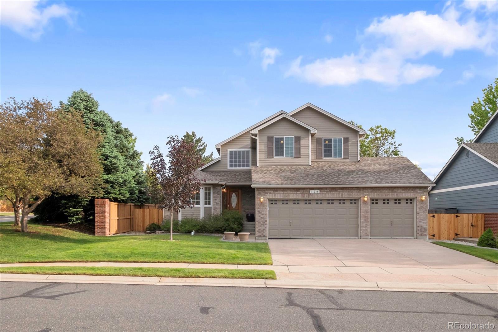 Skyline Estates Arvada Home | MLS #: 952573611034 W 54th Lane, Arvada Beds: 4 Baths: 4 Price: $840,000