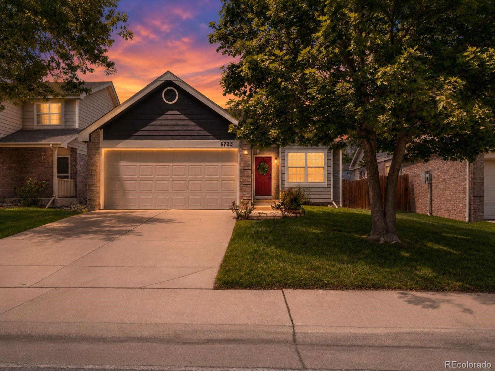 Holly Crossing Brighton Home | MLS #: 38039236723 E 123rd Place, Brighton Beds: 3 Baths: 3 Price: $465,000