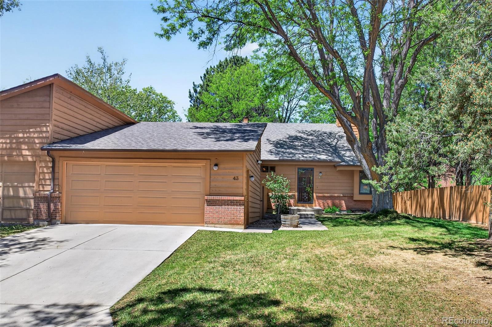 aurora&nbsp; House Search Picture