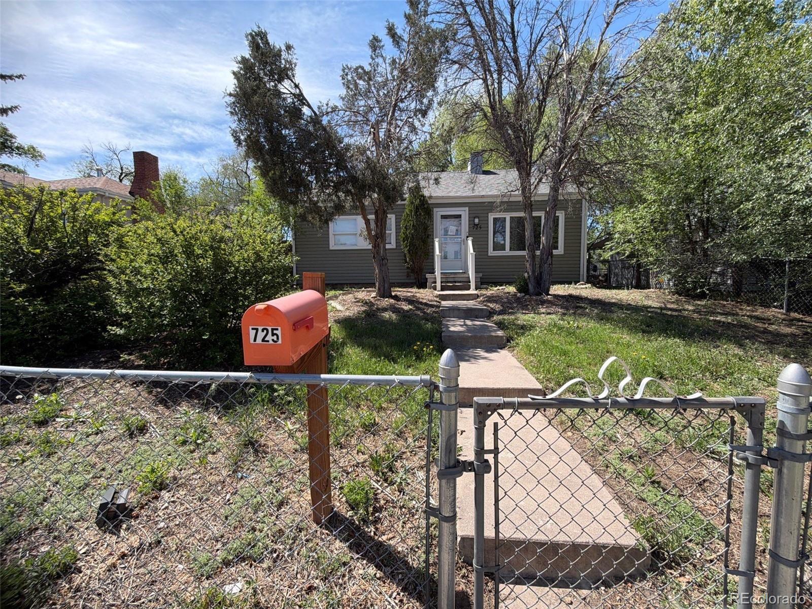725 E Las Animas Street, colorado springs&nbsp; House Search MLS Picture