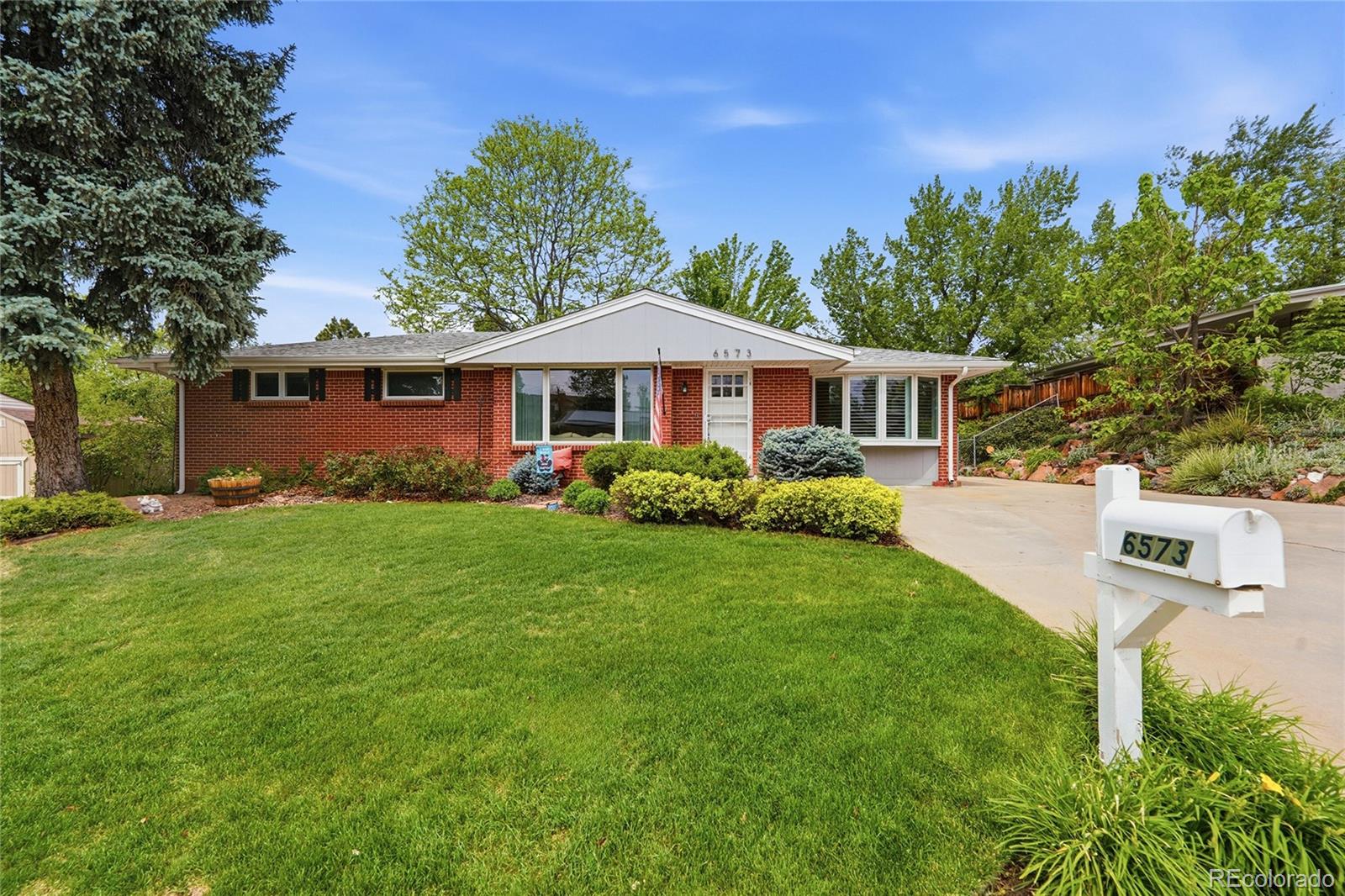 Dream House Acres Centennial Home | MLS #: 27097016573 S Steele Street, Centennial Beds: 4 Baths: 2 Price: $650,000