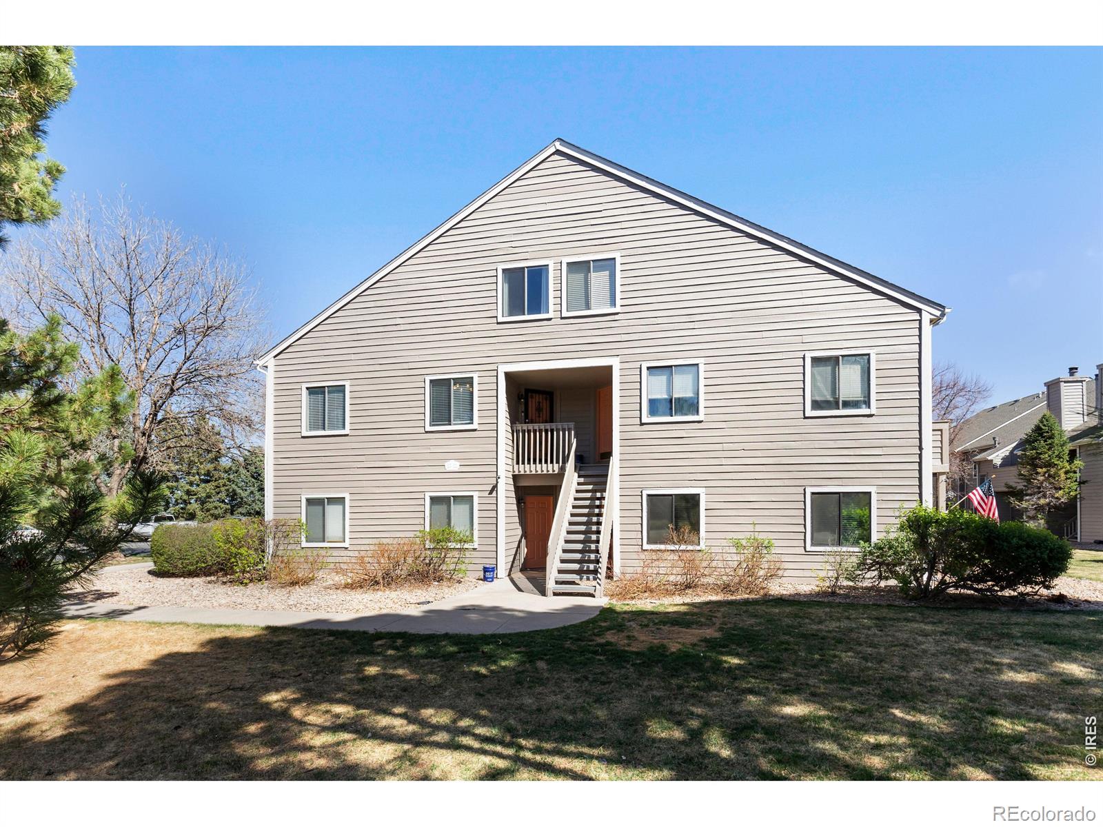 Point Denver Condo / Townhome | MLS #: 45678910600083600 S Pierce Street #1-207, Denver Beds: 2 Baths: 2 Price: $335,000
