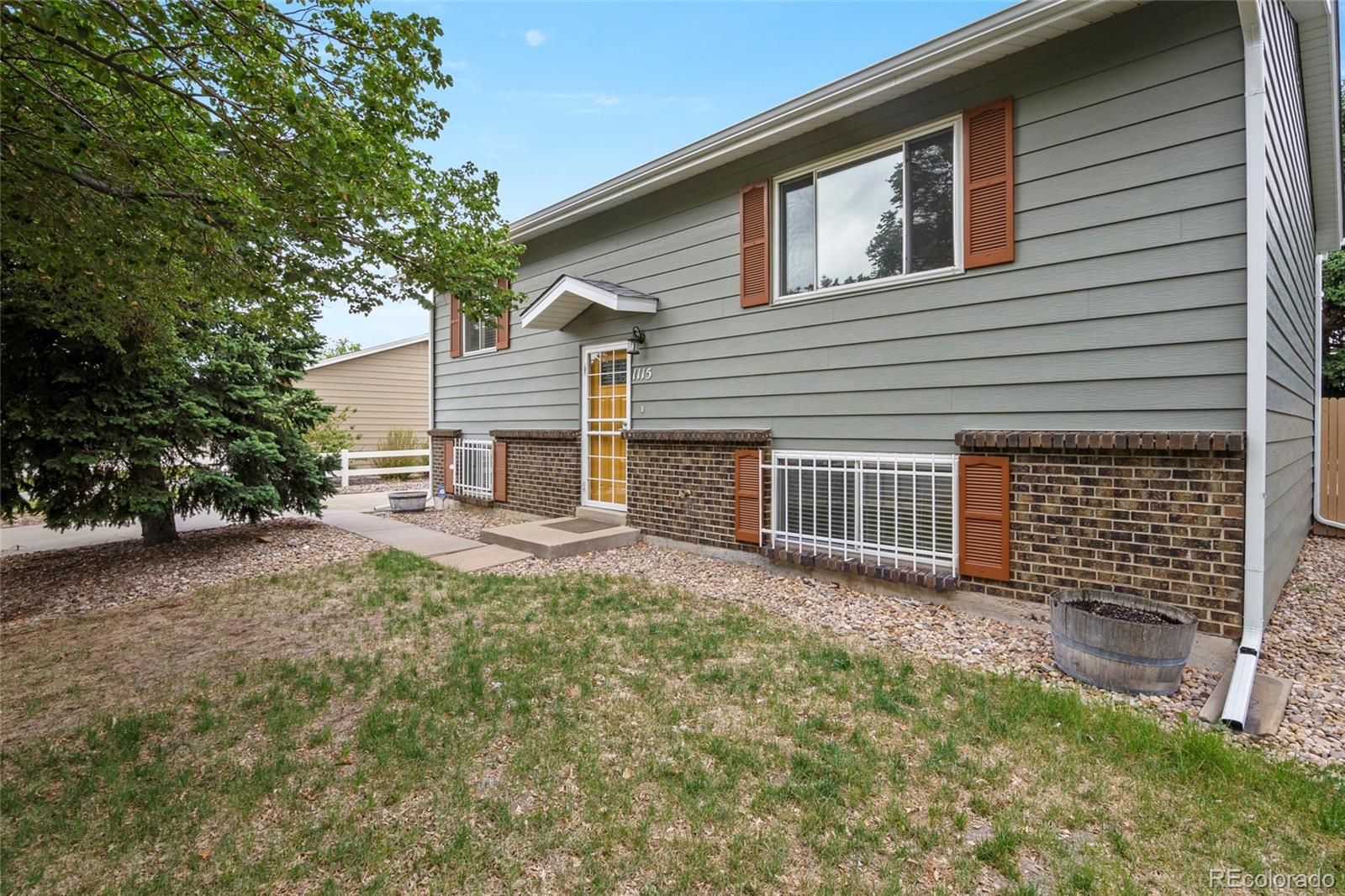aurora&nbsp; House Search Picture
