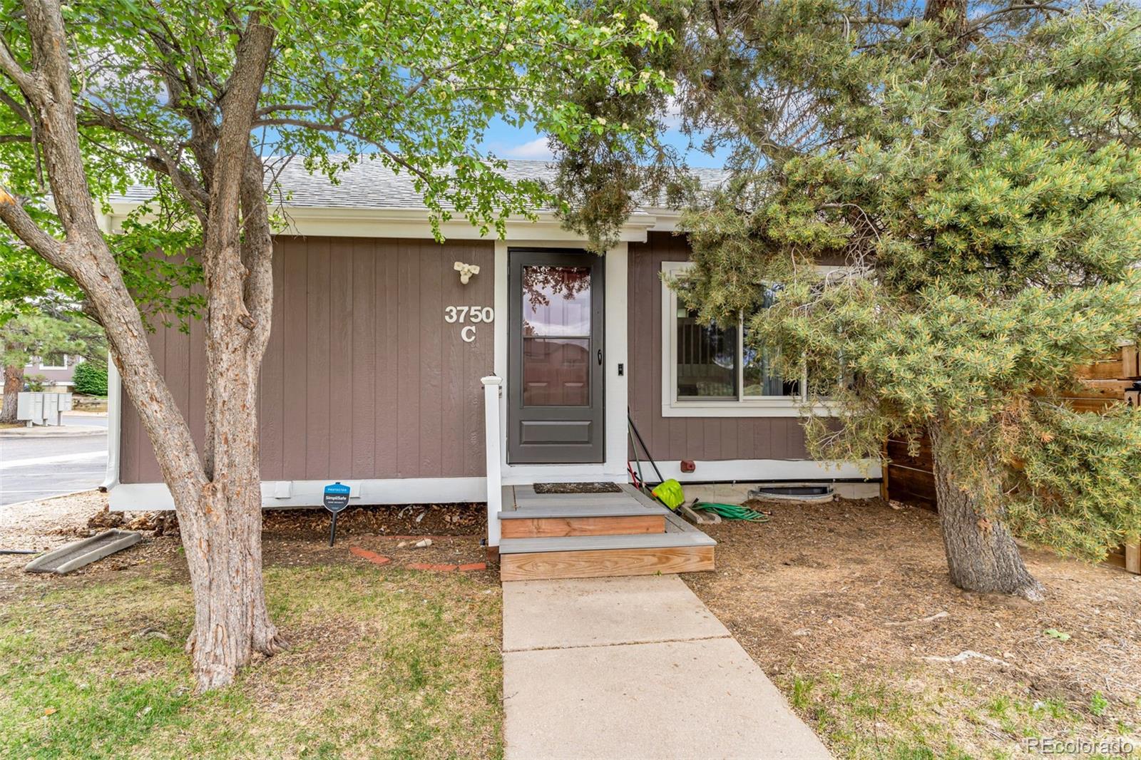 3750 S Genoa Circle, aurora&nbsp; House Search MLS Picture