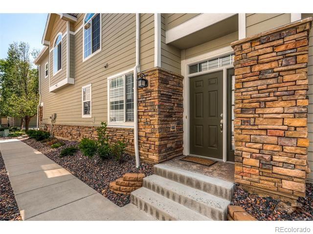  Highlands Ranch Home | MLS #: 18721201379  Carlyle Park Circle, Highlands Ranch Beds: 3 Baths: 3 Price: $487,500