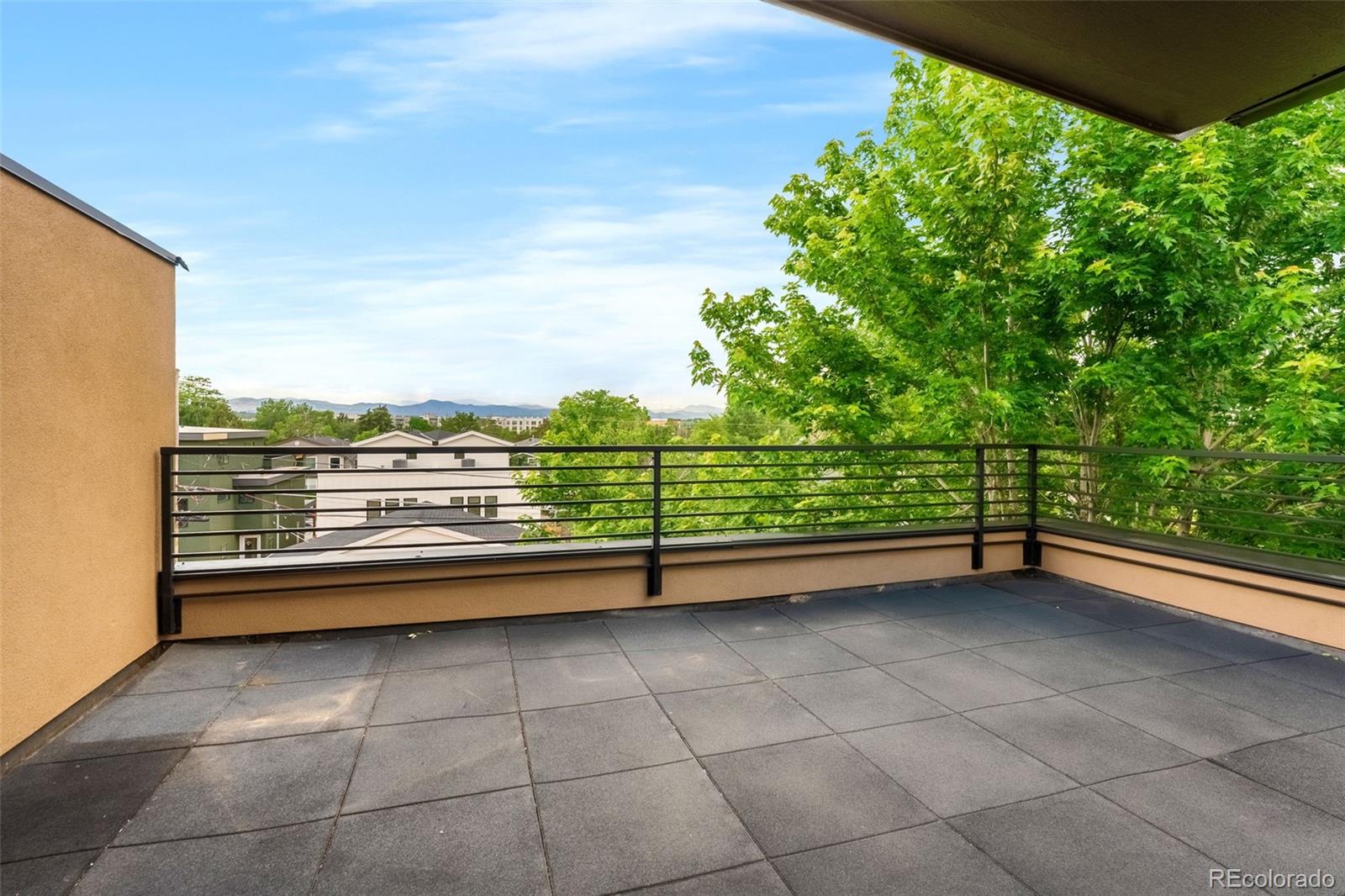 2155 S Logan Street, denver&nbsp; House Search MLS Picture