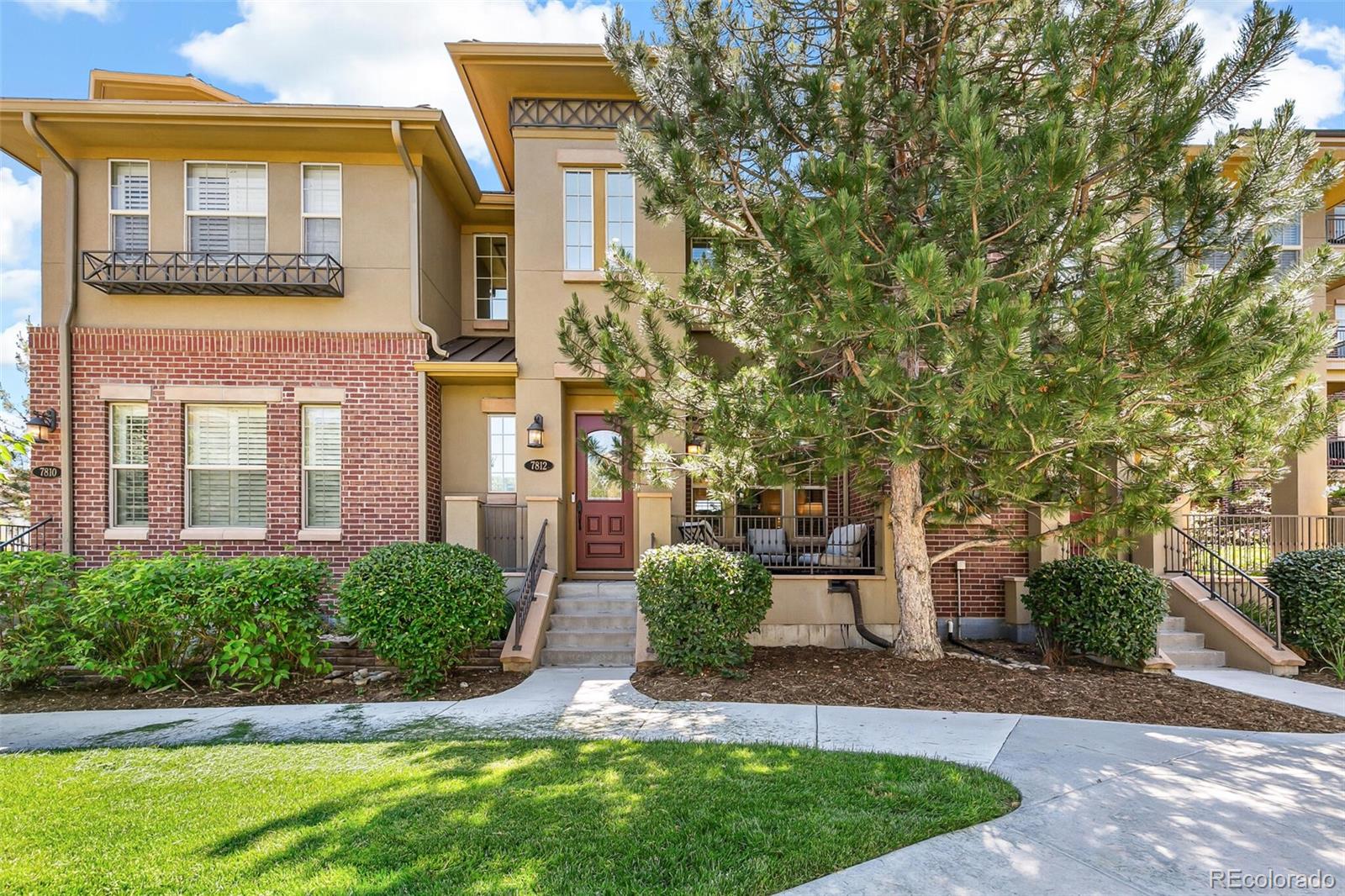 Inverness Englewood Condo / Townhome | MLS #: 92969327812  Inverness Boulevard , Englewood Beds: 2 Baths: 3 Price: $715,000