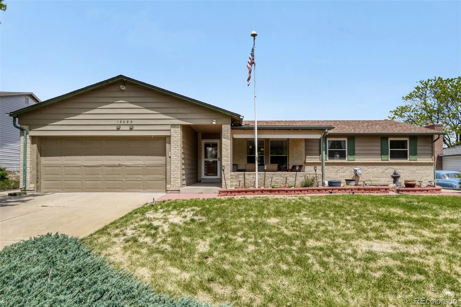 Meadowood Aurora Home | MLS #: 810093015085 E Eldorado Drive, Aurora Beds: 5 Baths: 3 Price: $485,000