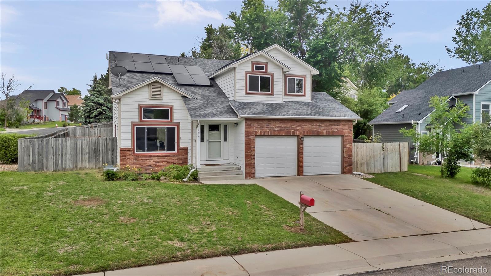  Longmont Home | MLS #: 5465136493 E 16th Avenue, Longmont Beds: 3 Baths: 4 Price: $599,000