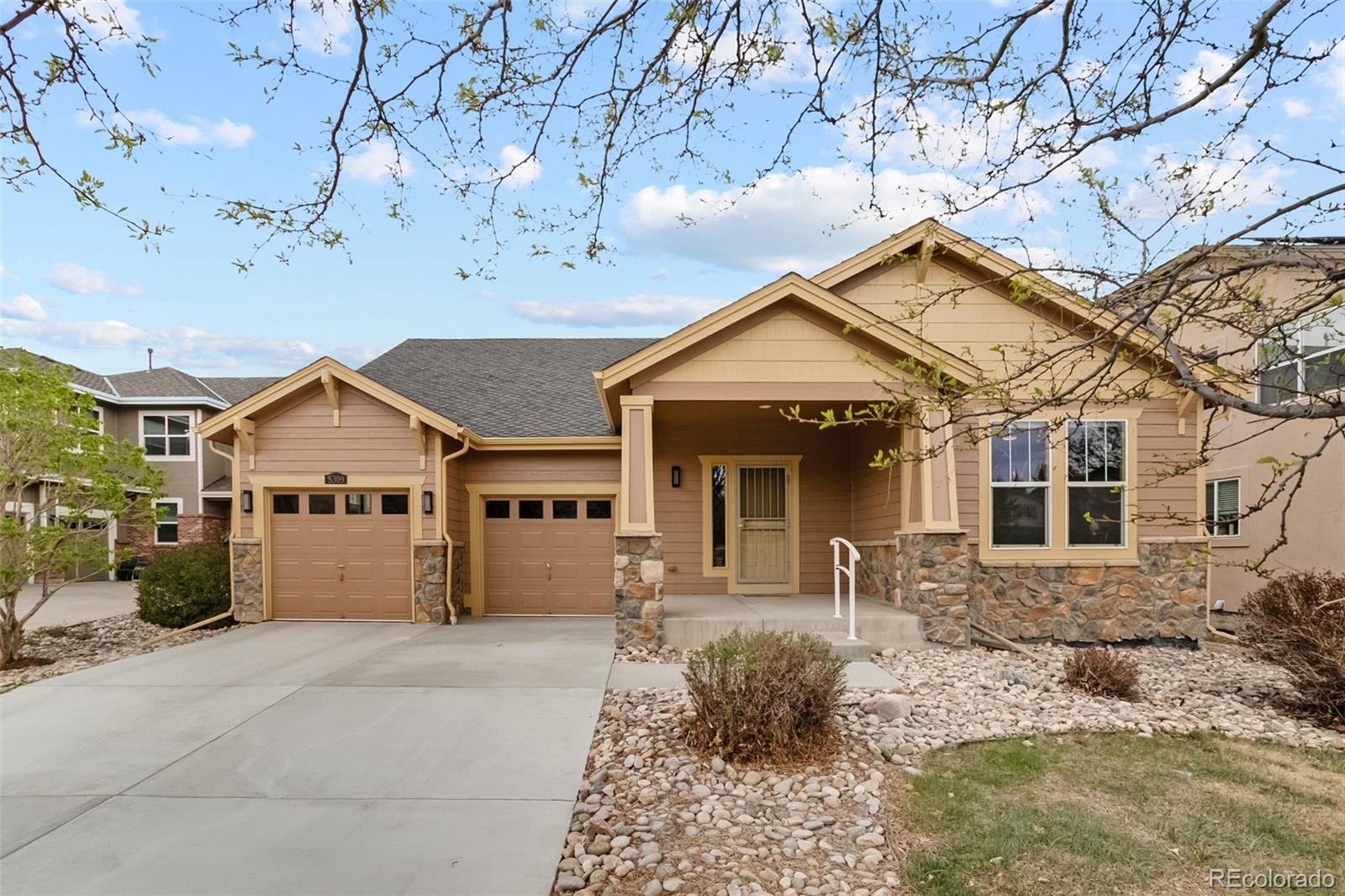 Vintage Reserve Littleton Home | MLS #: 38288735309 W Hoover Drive, Littleton Beds: 3 Baths: 2 Price: $1,250,000