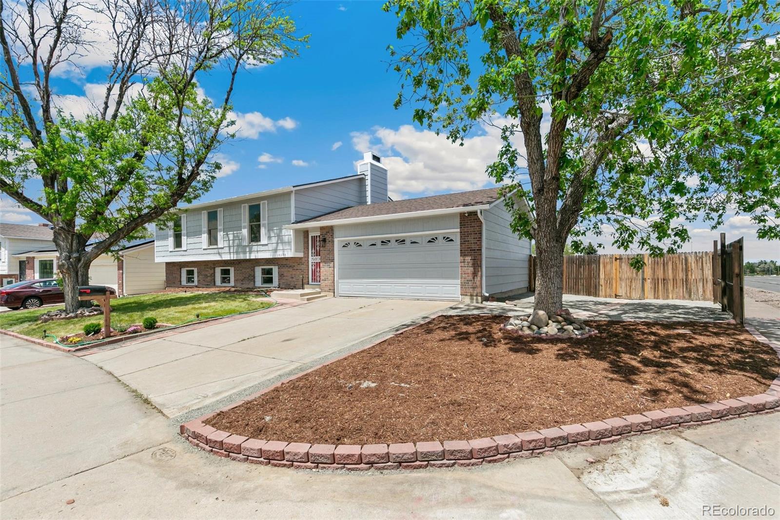 Aurora Highlands Aurora Home | MLS #: 325076118395 E Mexico Place, Aurora Beds: 3 Baths: 2 Price: $449,000