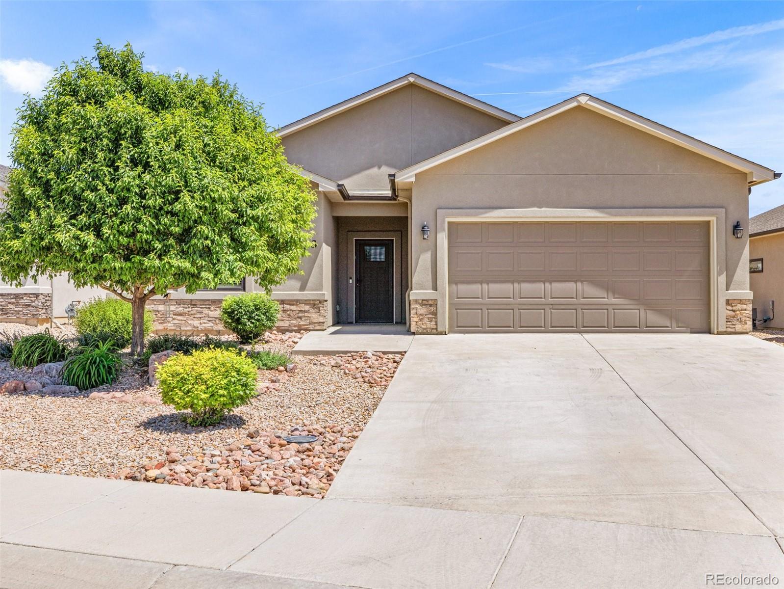 pueblo&nbsp; House Search Picture