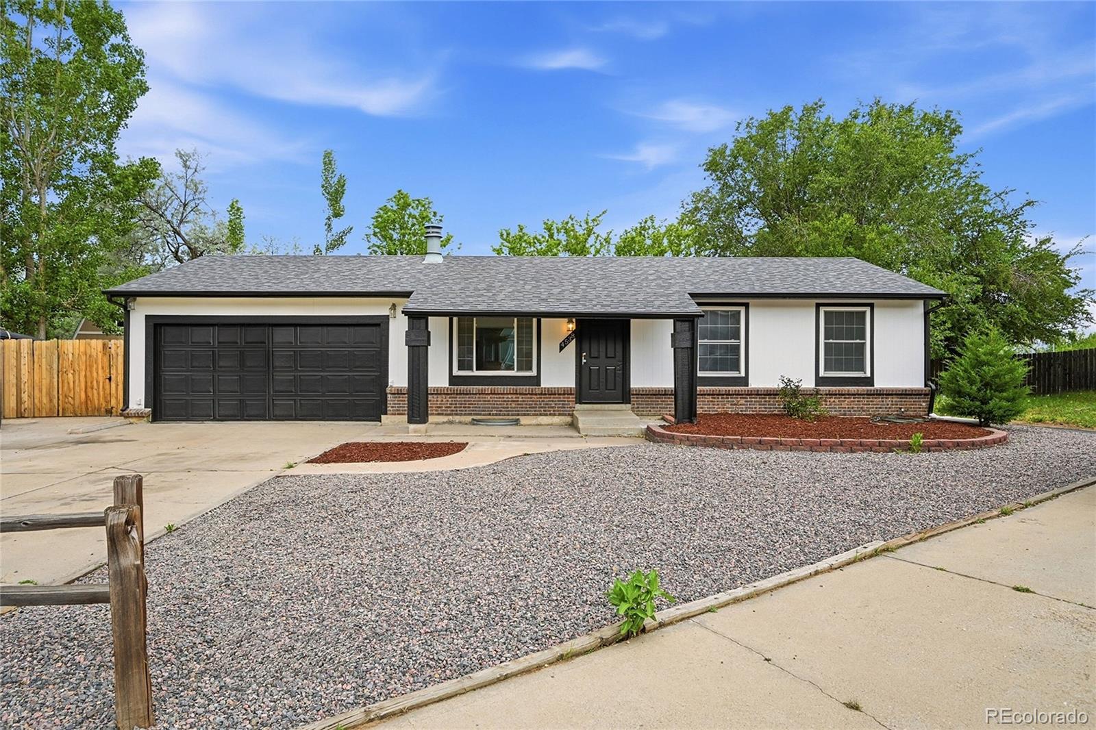 aurora&nbsp; House Search Picture