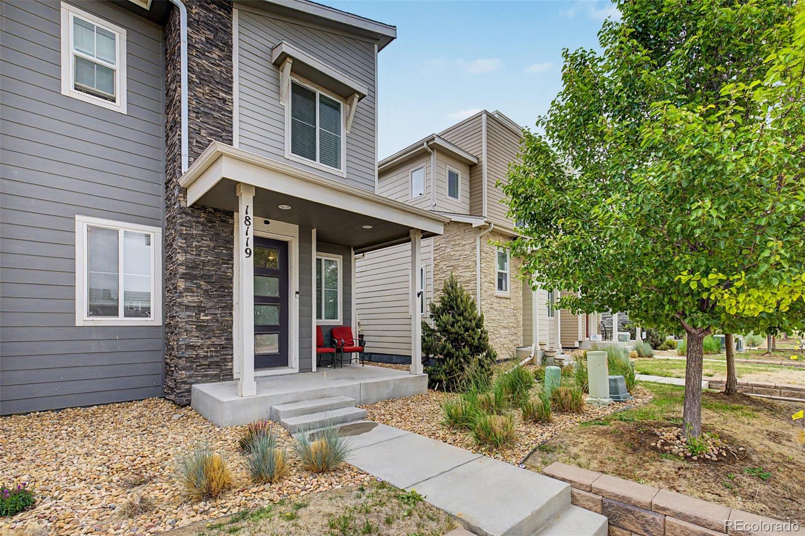  Commerce City Home | MLS #: 731878118119 E 96th Avenue, Commerce City Beds: 3 Baths: 3 Price: $405,000