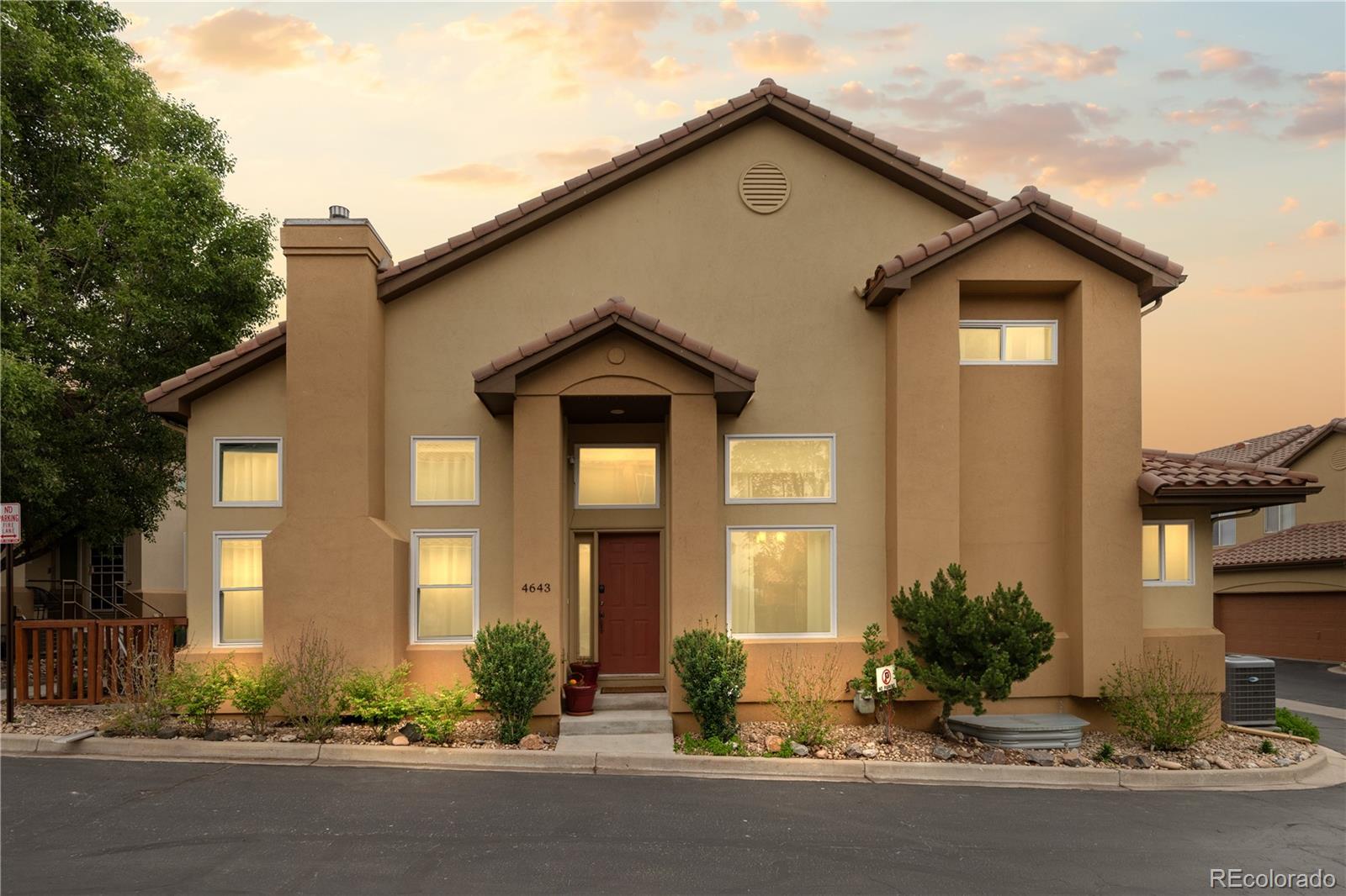  Aurora Condo / Townhome | MLS #: 84267784643 S Abilene Circle , Aurora Beds: 3 Baths: 4 Price: $659,000