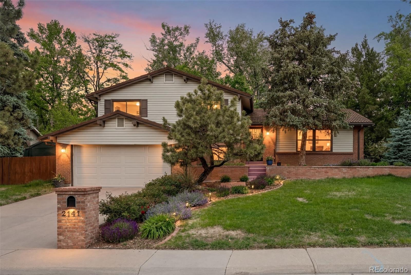 Hunts Denver Home | MLS #: 81905672141 S Dallas Street, Denver Beds: 3 Baths: 3 Price: $969,900