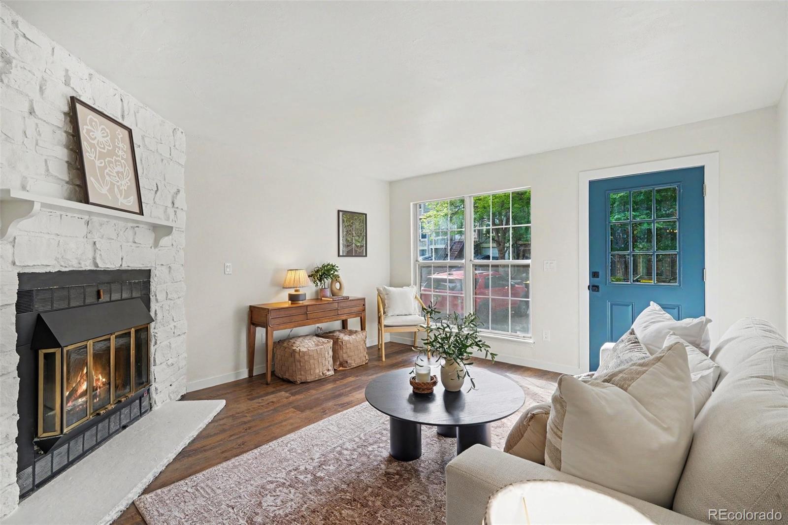 Highlands Centennial Condo / Townhome | MLS #: 16322392537 E Nichols Circle , Centennial Beds: 3 Baths: 4 Price: $399,500