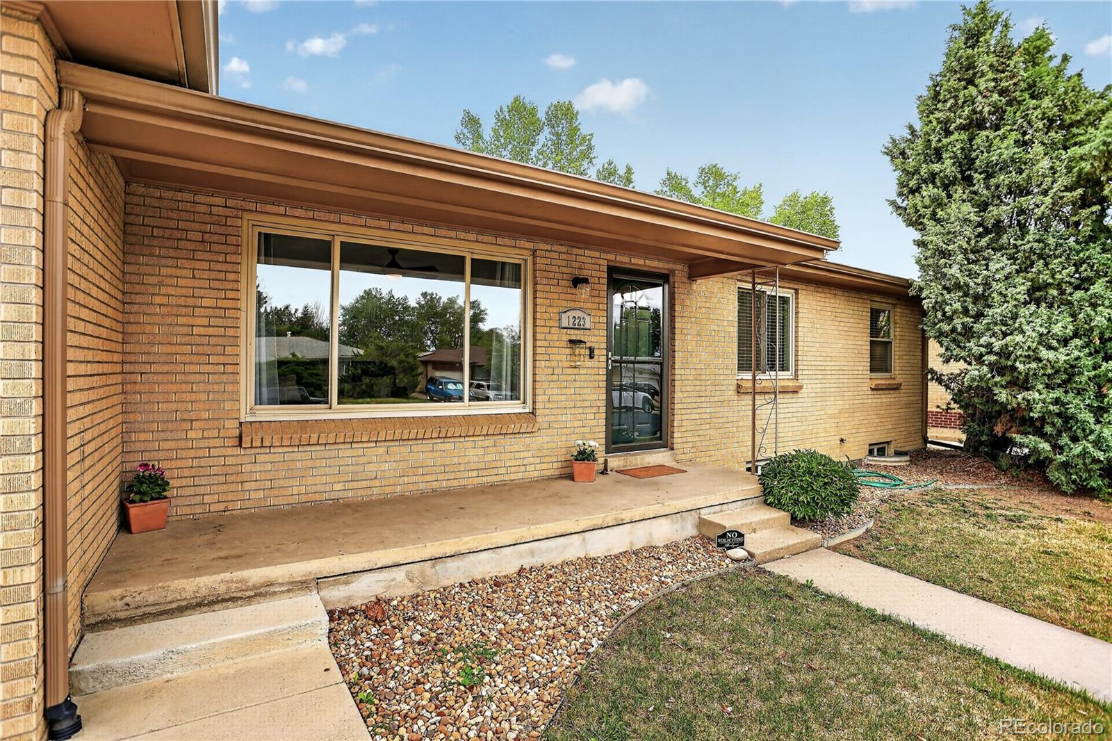 1223 S Eaton Street, lakewood&nbsp; House Search MLS Picture