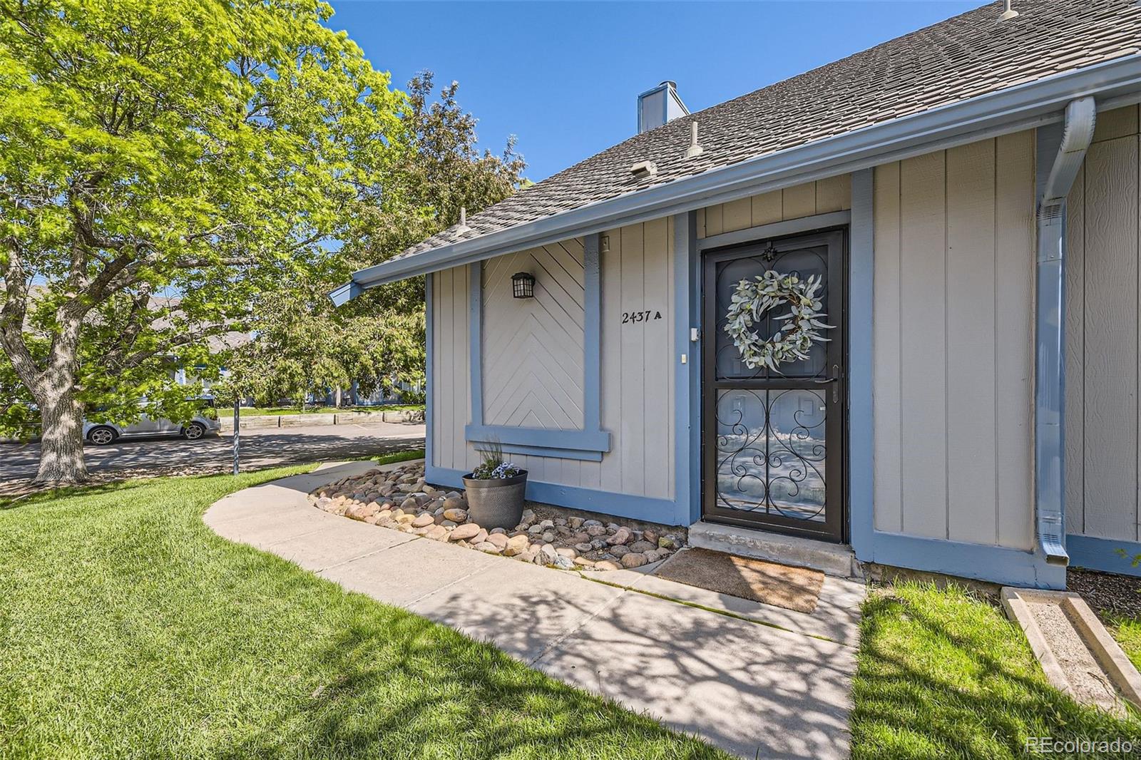 Heather Ridge Aurora Condo / Townhome | MLS #: 98940102437 S Victor Street A, Aurora Beds: 2 Baths: 2 Price: $349,900